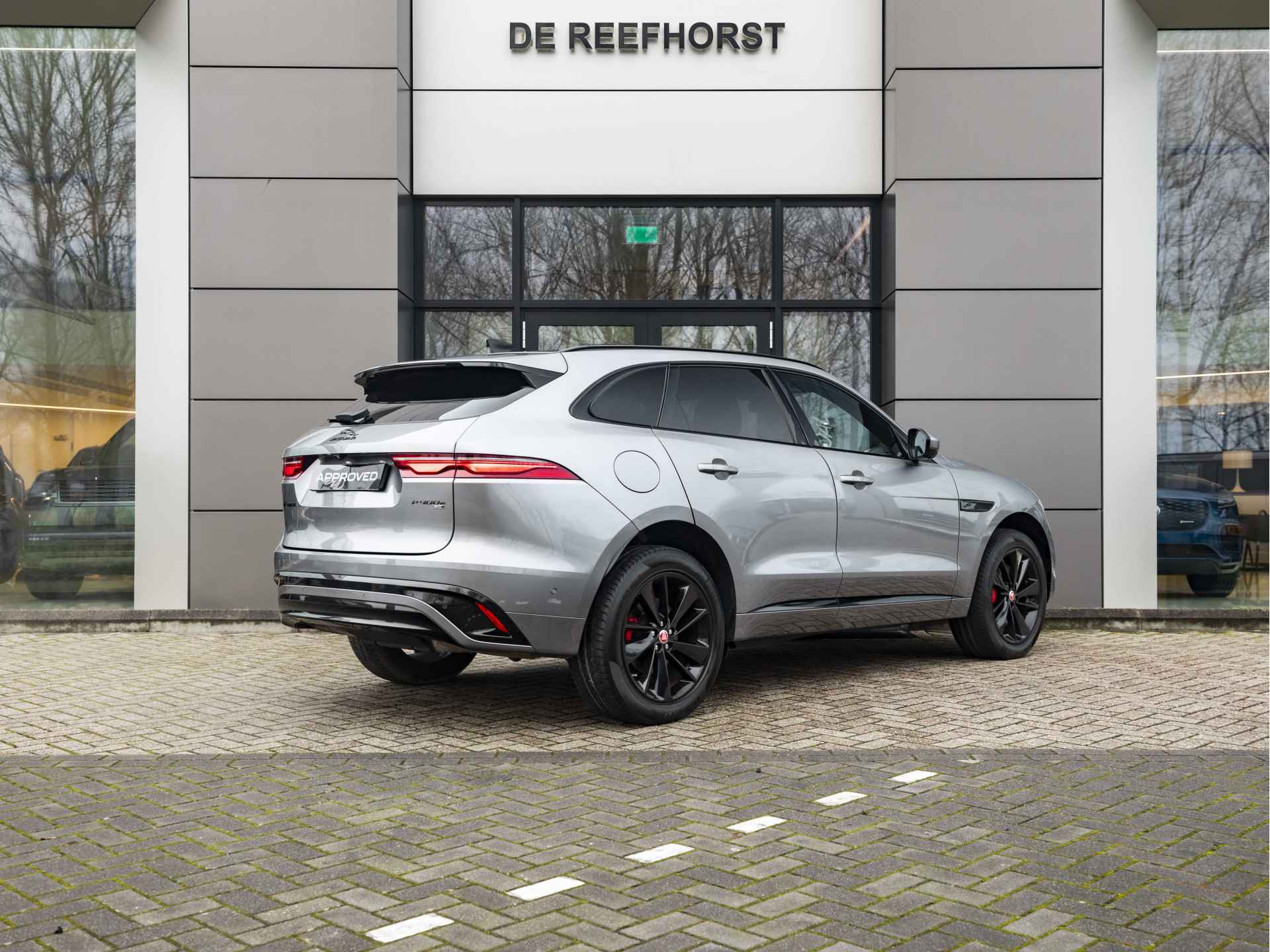 Jaguar F-Pace P400e PHEV R-Dynamic S Cold Climate Pack| Black Pack| Driver Assistance Pack| - 17/60