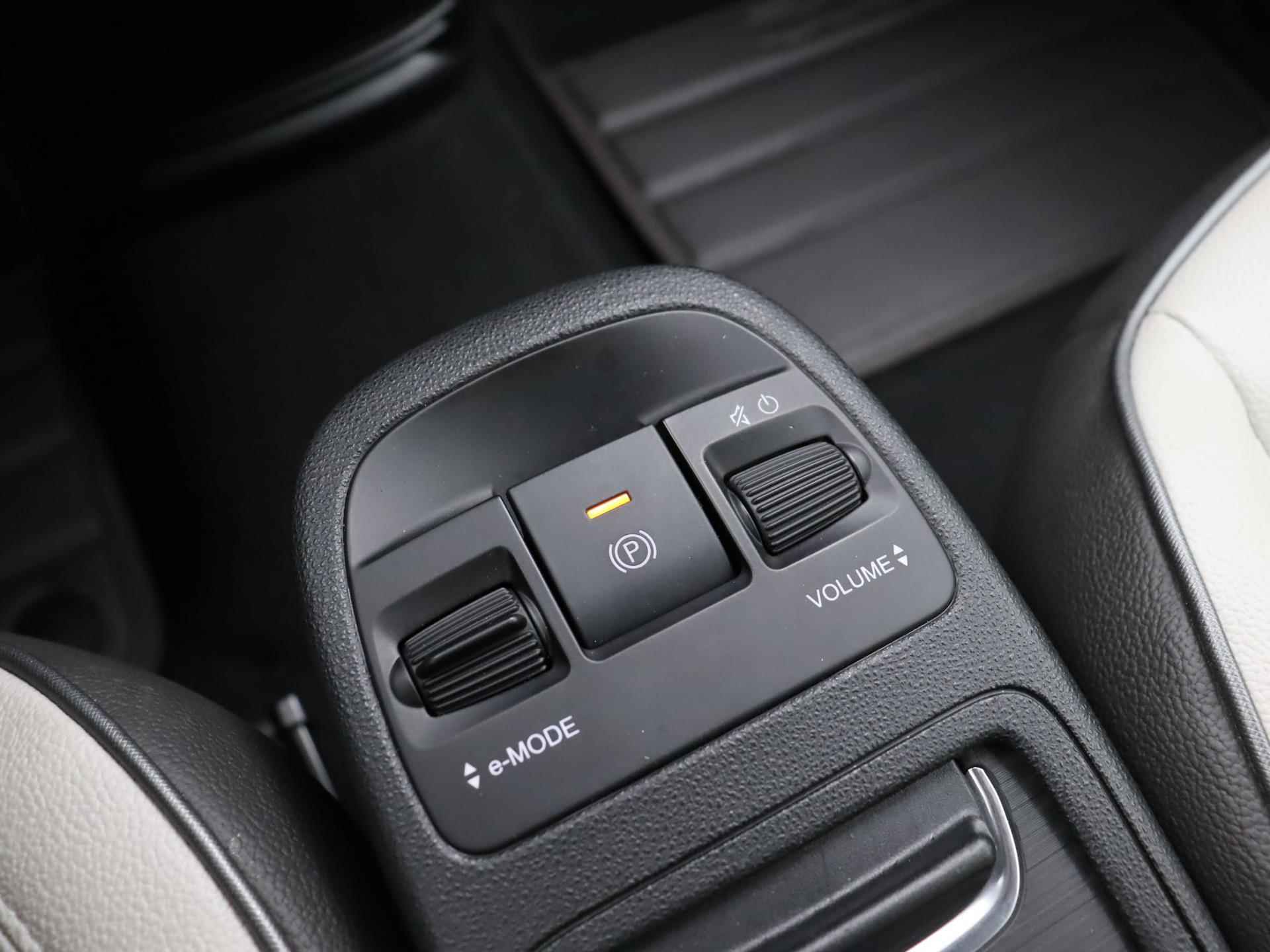 Fiat 500 C La Prima 42 kWh | Leder | Navigatie | Camera | Cabrio dak | LED verlichting | - 18/29