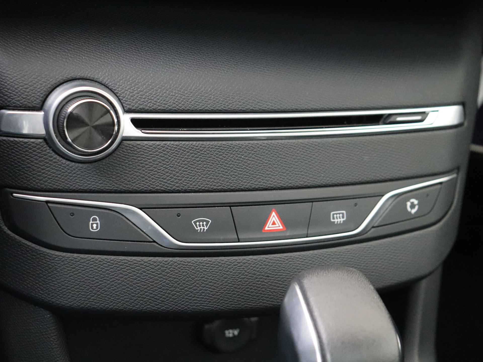 Peugeot 308 1.2 PureTech Blue Lease Premium | Navigatie | Panorama dak | Climate Control - 25/34