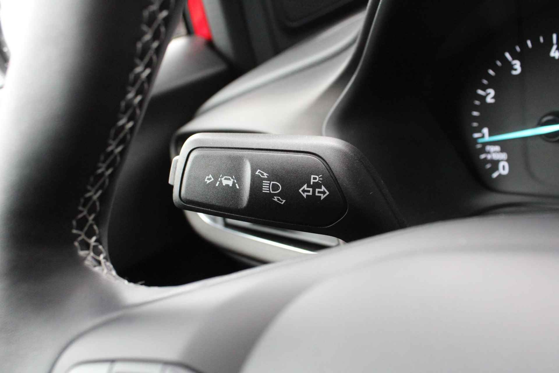 Ford Puma 1.0 EcoBoost Titanium X Automaat | Trekhaak | Adaptive cruise control | Winter pack | Dodehoeksensoren | Half leder - 24/38