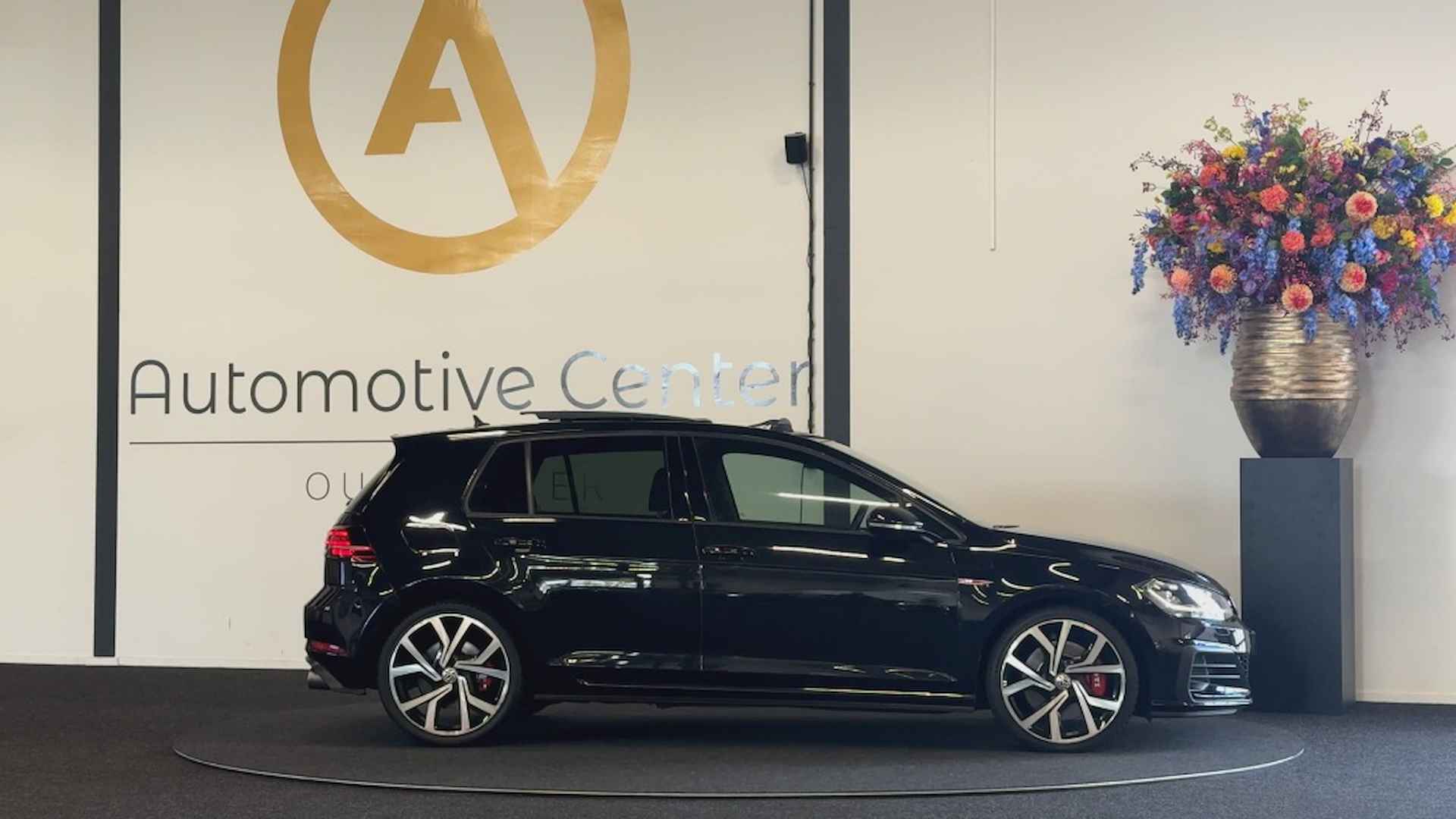 Volkswagen Golf 2.0 TSI GTI Perf. | PANO | ACC | LEDER | LMV | LED | NAVI | ALAR - 12/43