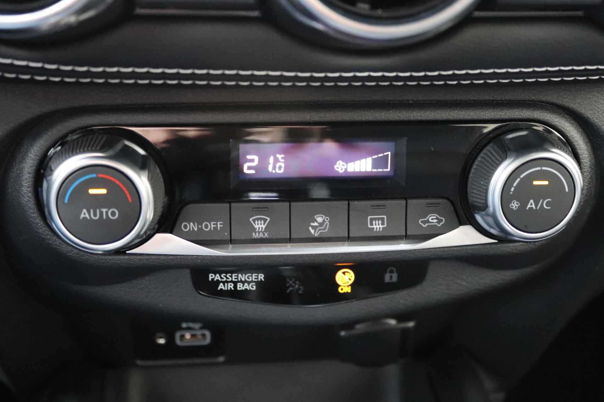 Nissan Juke 1.0 DIG-T 114 DCT7 N-Design | Automaat | Navigatie | Apple Carplay | Climate Control | Camera | Parkeersensoren | LMV 19" | Two-Tone - 10/30