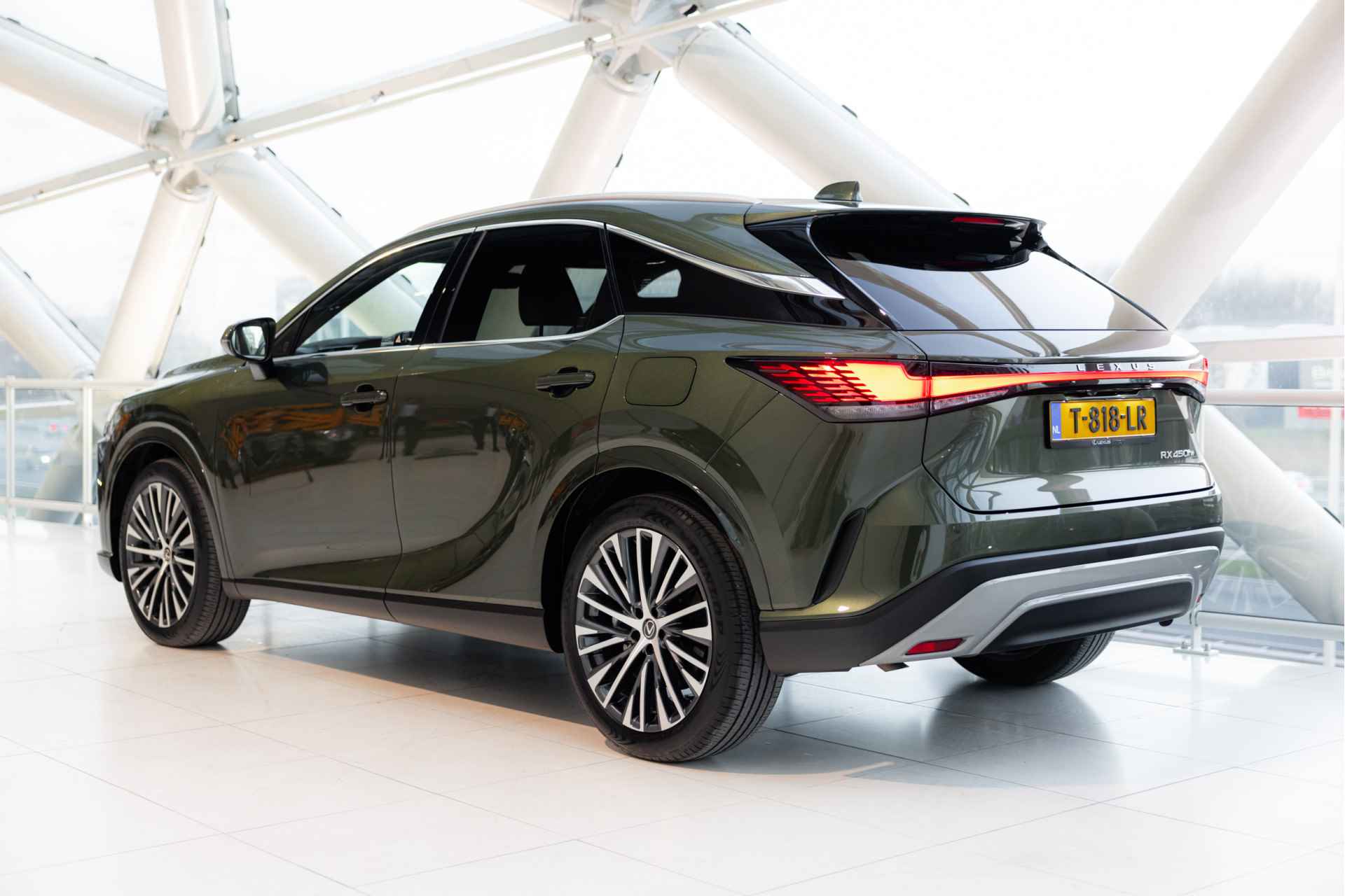 Lexus RX 450h+ Plug-in Hybrid Luxury Line | Adaptive Cruise control | Stoelverwarming & Koeling | Carplay | - 22/54