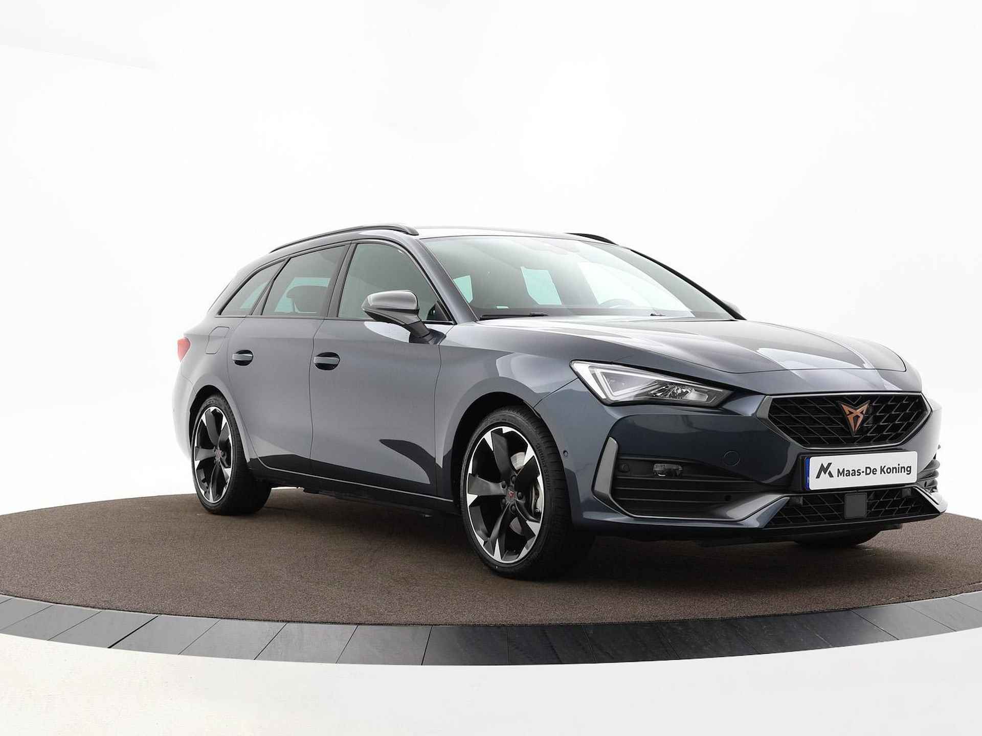 CUPRA Leon Sportstourer 1.4 TSI PHEV 204pk DSG e-Hybrid Business · Keyless · Full-Link · Alarm · Camera · Side Assist · 18'' Inch · Garantie t/m 19-12-2027 of 100.000km - 34/44