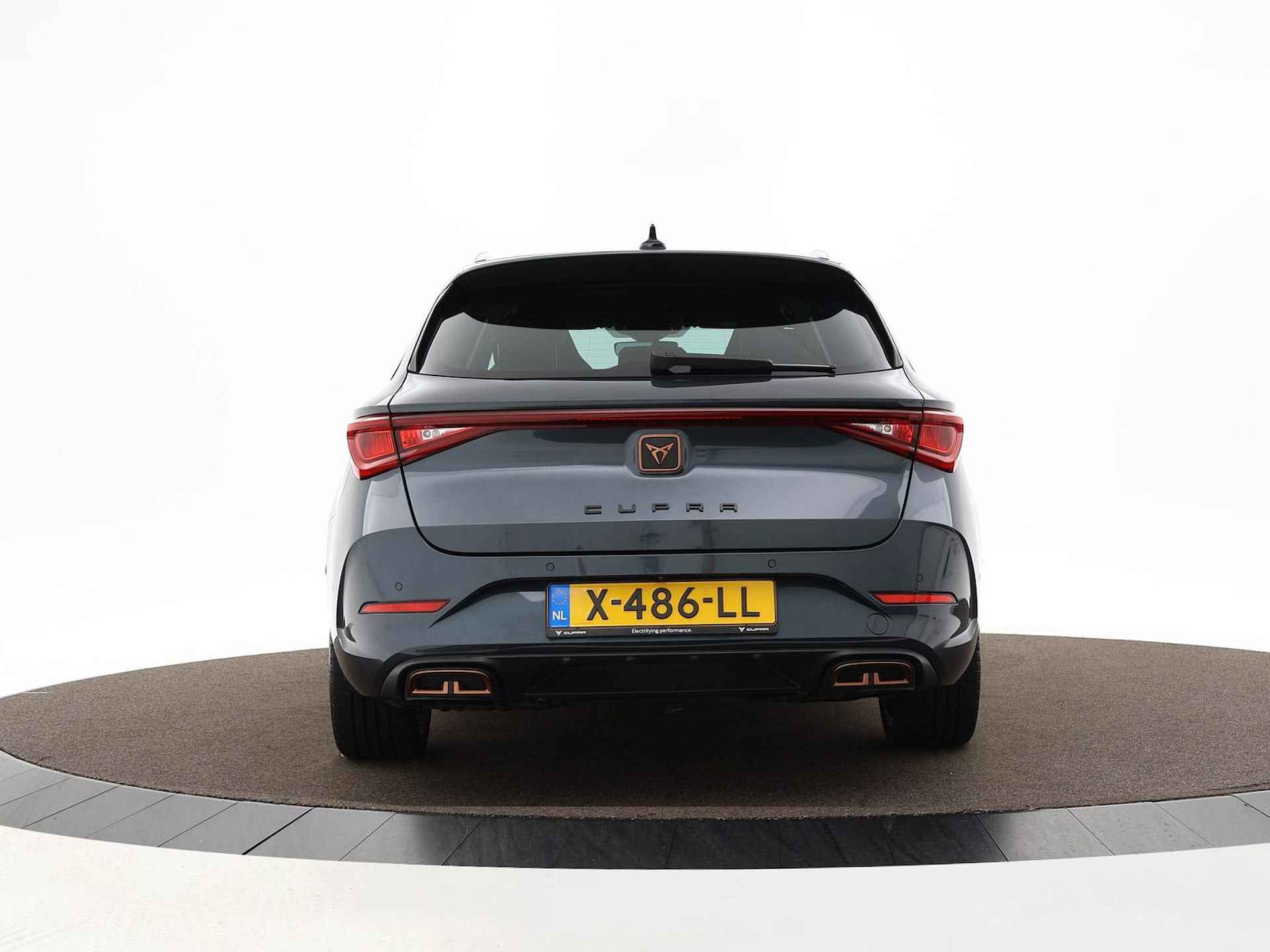 CUPRA Leon Sportstourer 1.4 TSI PHEV 204pk DSG e-Hybrid Business · Keyless · Full-Link · Alarm · Camera · Side Assist · 18'' Inch · Garantie t/m 19-12-2027 of 100.000km - 36/44