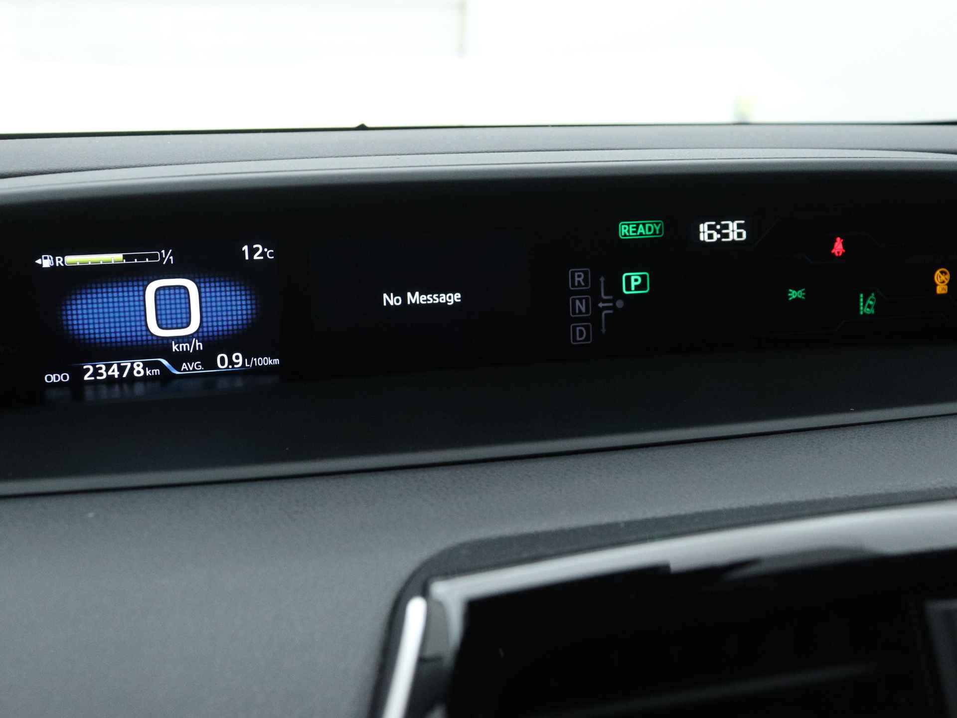 Toyota Prius 1.8 Plug-in Hybrid Dynamic Limited | Navigatie | Camera | LM Velgen | - 7/44