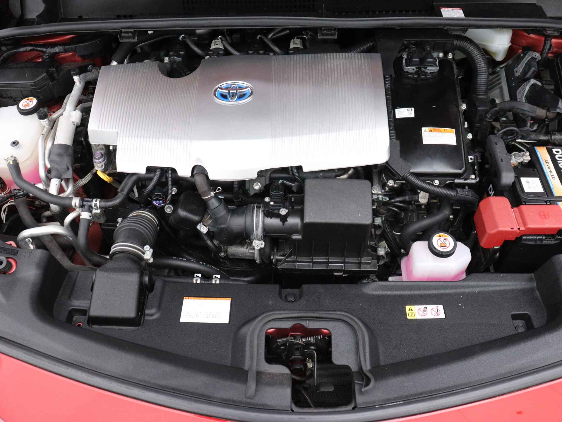 Toyota Prius 1.8 Plug-in Hybrid Dynamic Limited | Navigatie | Camera | LM Velgen | - 41/44