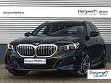 BMW i5 Touring eDrive40 M-Sport - Trekhaak - Driving Ass Prof - Harman-Kardon - Stoelventilatie