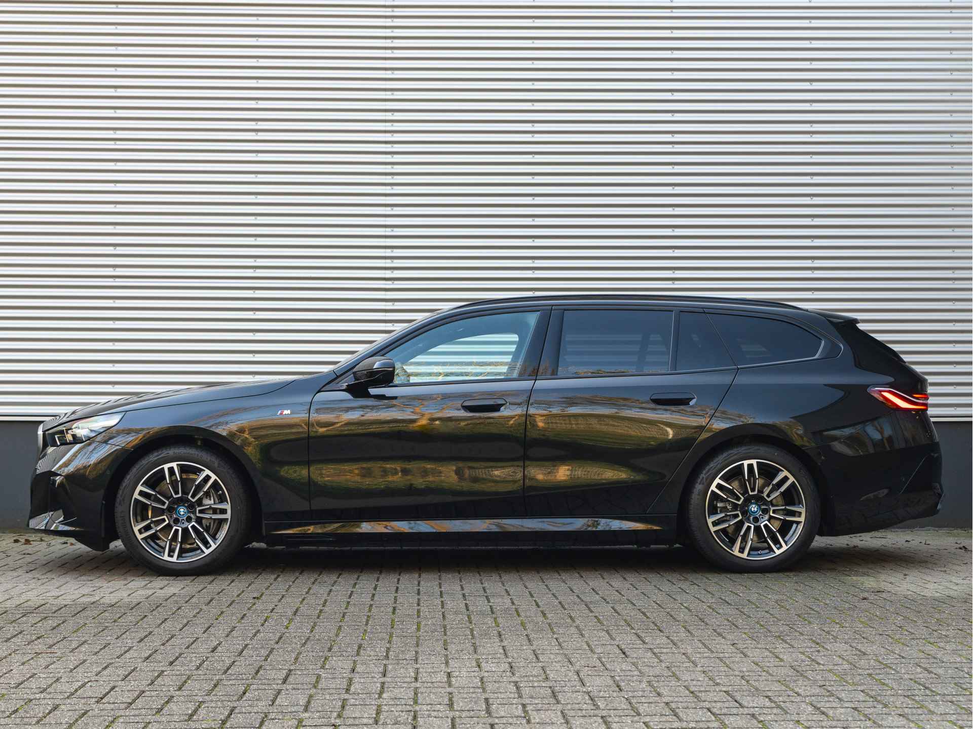 BMW i5 Touring eDrive40 M-Sport - Trekhaak - Driving Ass Prof - Harman-Kardon - Stoelventilatie - 7/43