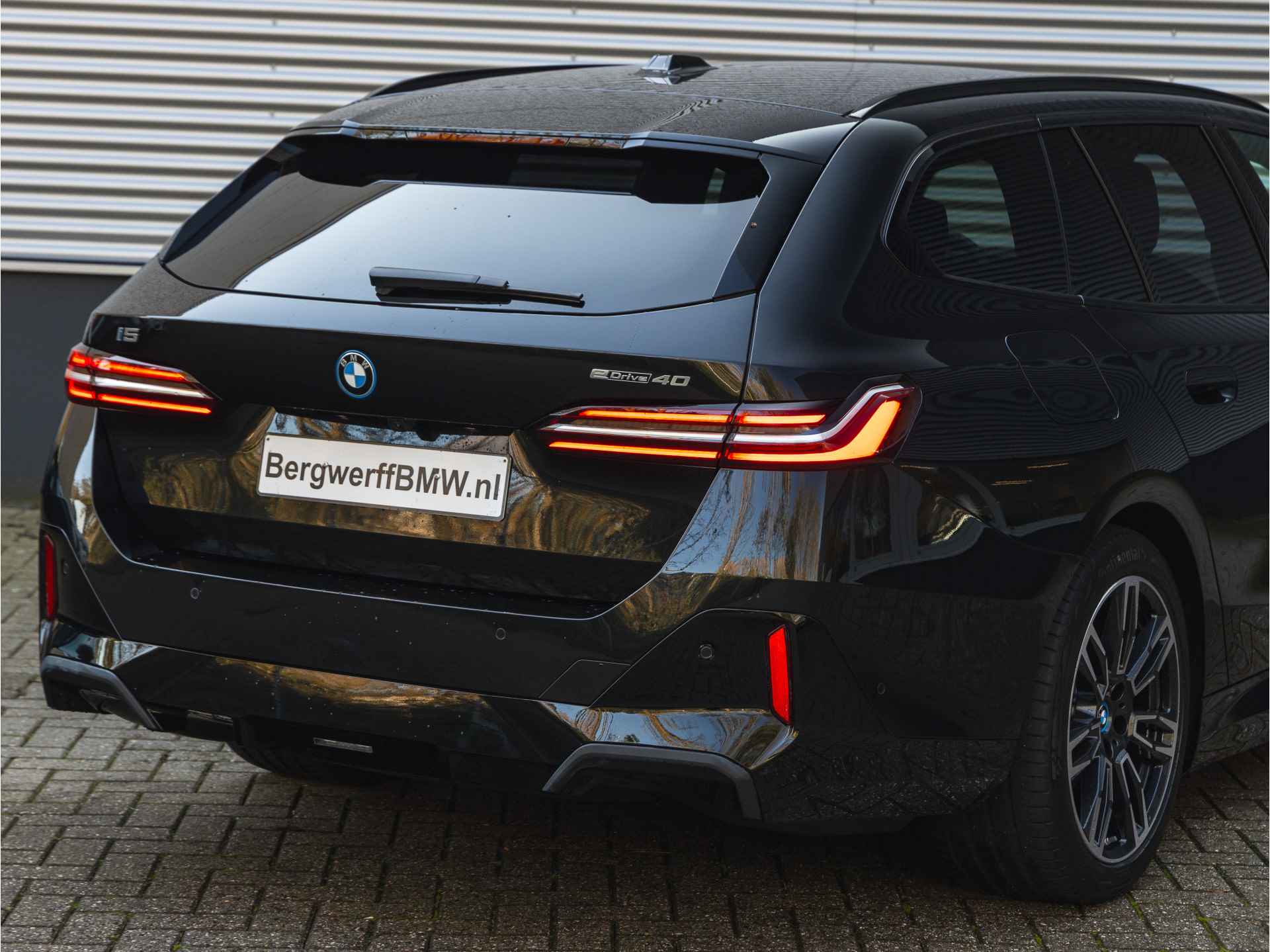 BMW i5 Touring eDrive40 M-Sport - Trekhaak - Driving Ass Prof - Harman-Kardon - Stoelventilatie - 10/43