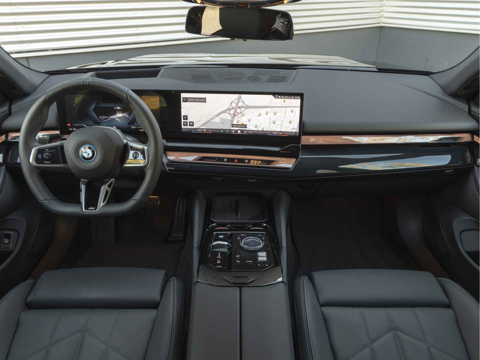 BMW i5 Touring eDrive40 M-Sport - Trekhaak - Driving Ass Prof - Harman-Kardon - Stoelventilatie - 17/43