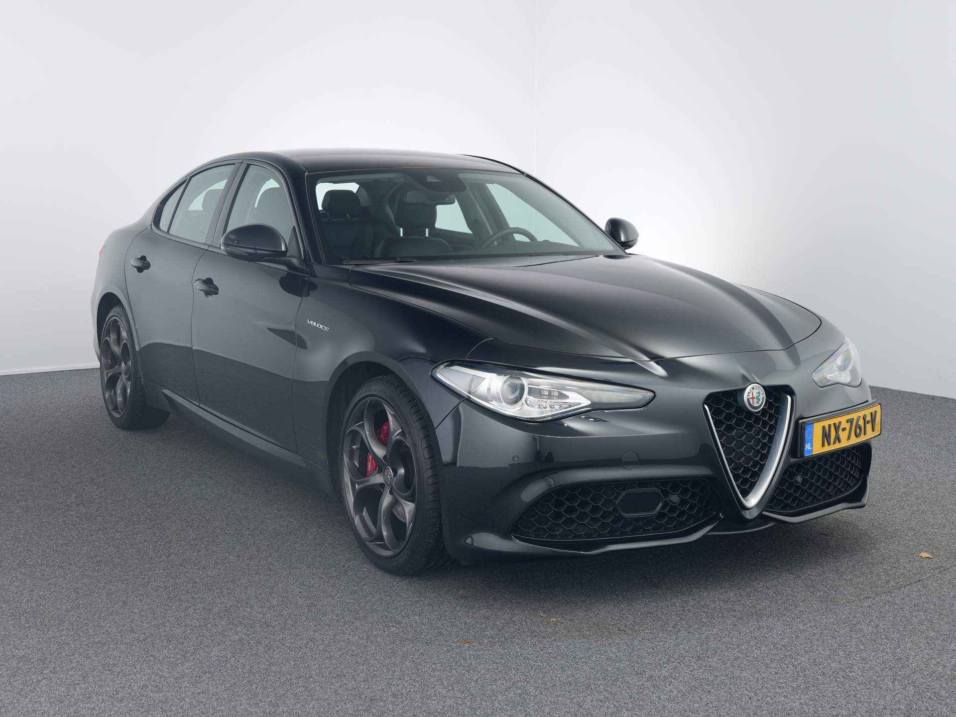 Alfa Romeo Giulia 2.0 T AWD Veloce | Automaat | Leder | Navi | Cruise | Camera | - 10/30