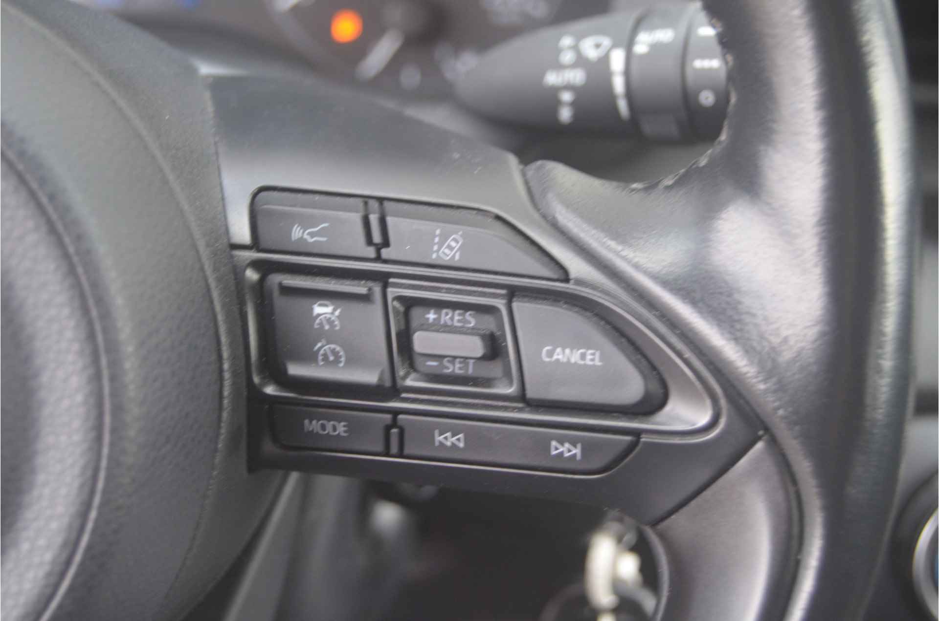 Toyota Yaris 1.5 126 pk camera cruise control.. 12 mnd. gar. - 19/32