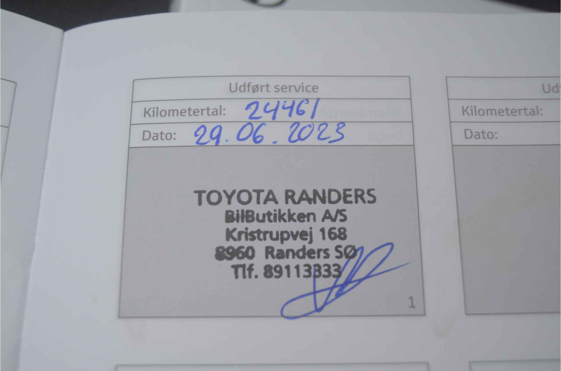 Toyota Yaris 1.5 126 pk camera cruise control.. 12 mnd. gar. - 30/32