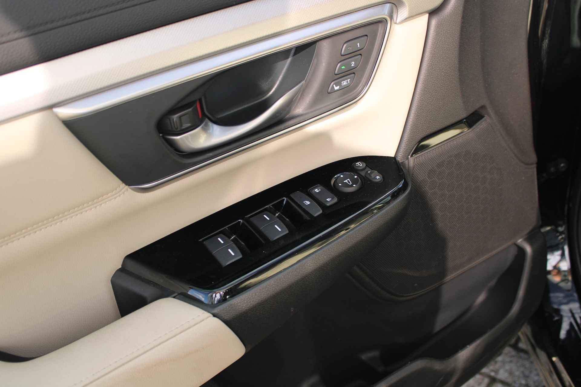 HONDA CR-V 2.0 HYBRID 184pk AWD E-CVT Automaat Executive | Navigatie Apple Car Play | Panoramisch Schuifdak | Lederen Bekleding | Stoel/Stuur Verwarming | - 20/40