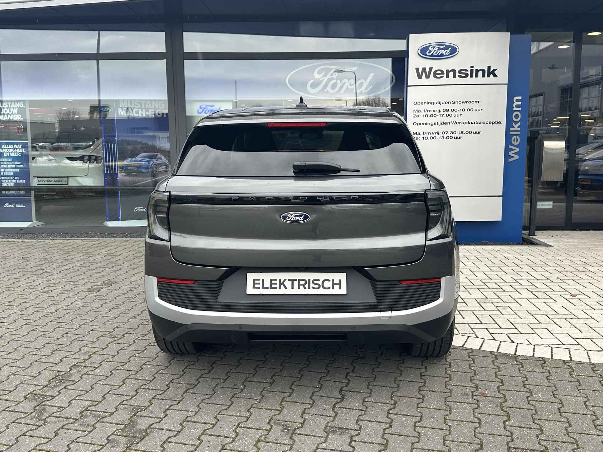 Ford Explorer Limited Edition Extended Range RWD 79 kWh Massagestoel en memory functie - Nu €2.950,- Ford voordeel - 7/38