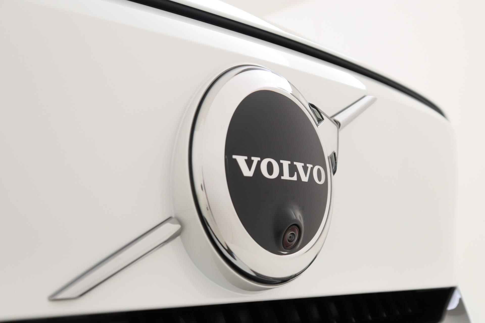 Volvo C40 SINGLE MOTOR EXTENDED RANGE ULTIMATE 82 kWh -CLIMATE|WARMTEPOMP|20"|GETINT.GLAS - 33/41
