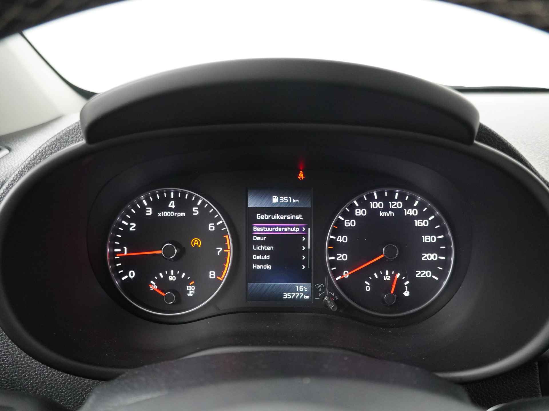 Kia Picanto 1.0 DPi DynamicPlusLine - Navigatie - Apple Carplay - Cruise control - Electronic climate control - Autonomous Emergency braking - Fabrieksgarantie tot 09-2030 - 23/49