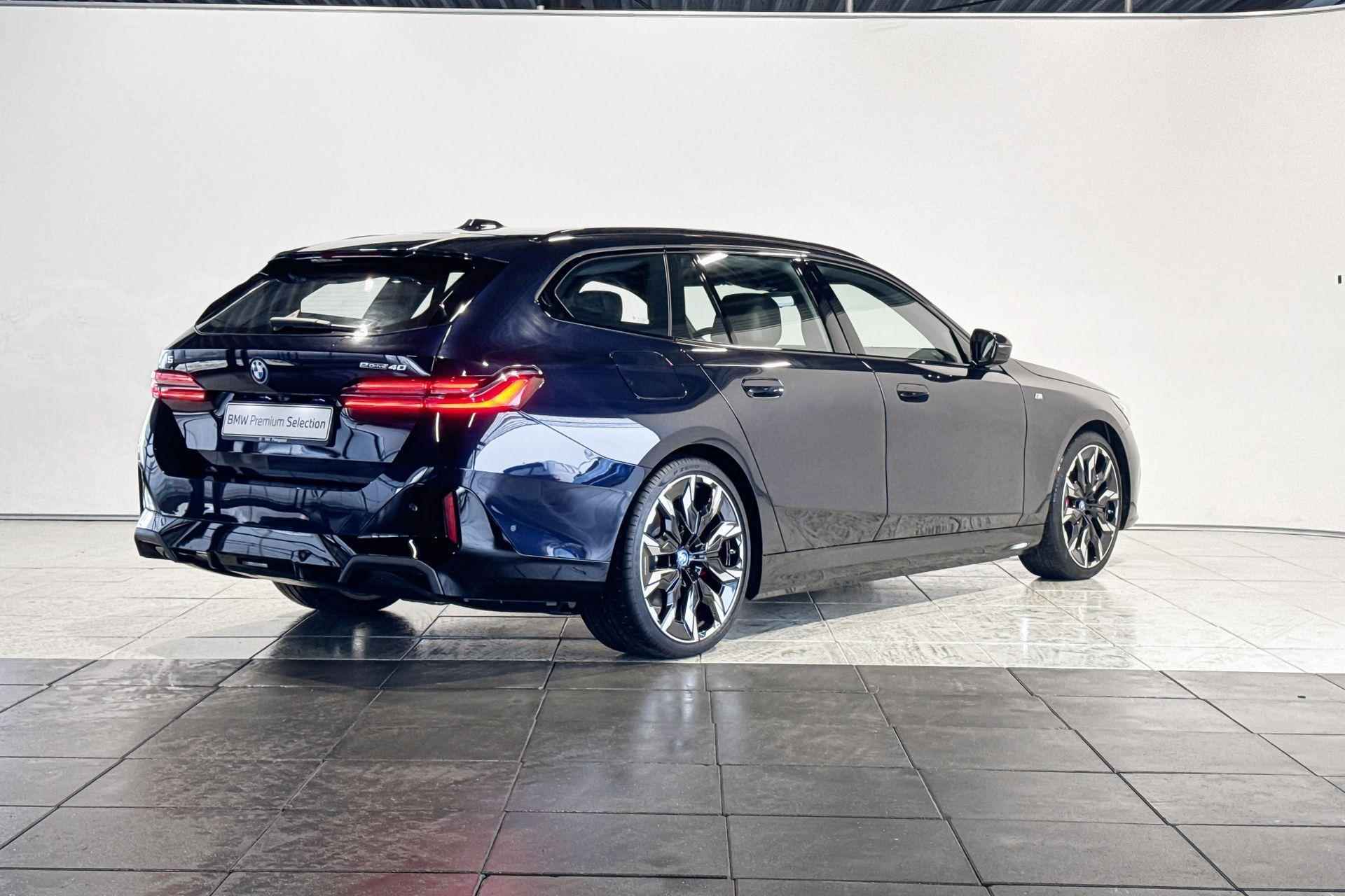 BMW i5 Touring eDrive40 M Sport Edition Innovation Pack - Beschikbaar vanaf: Mei 2025 - 6/21