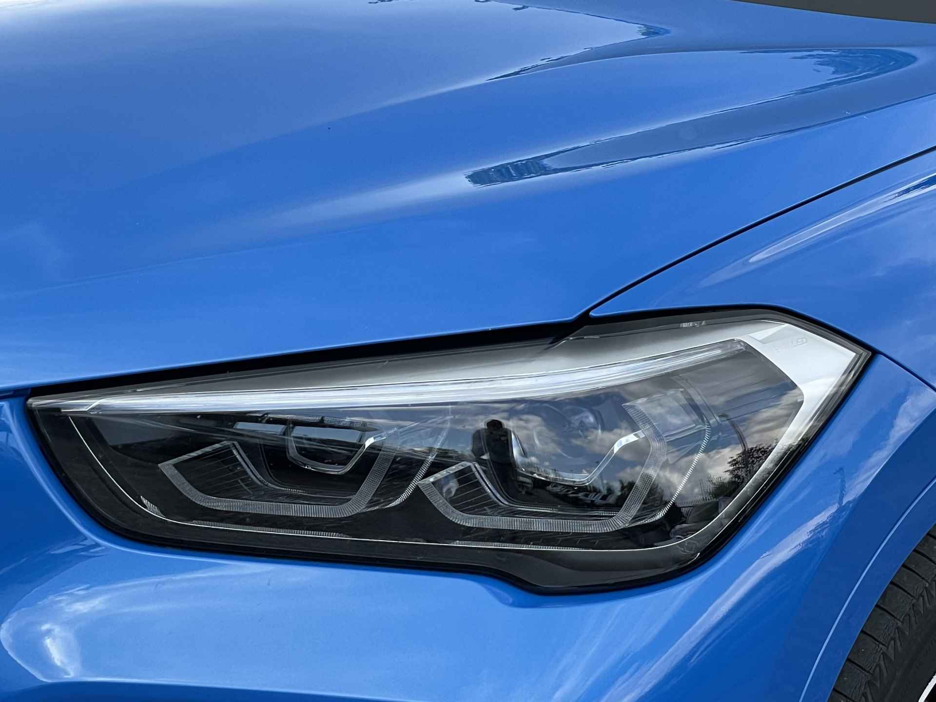 BMW X1 sDrive18i | M-Sport | 18'' | Elek. Achterklep | PDC voor + achter | Stoelverw. | Getint Glas - 4/30