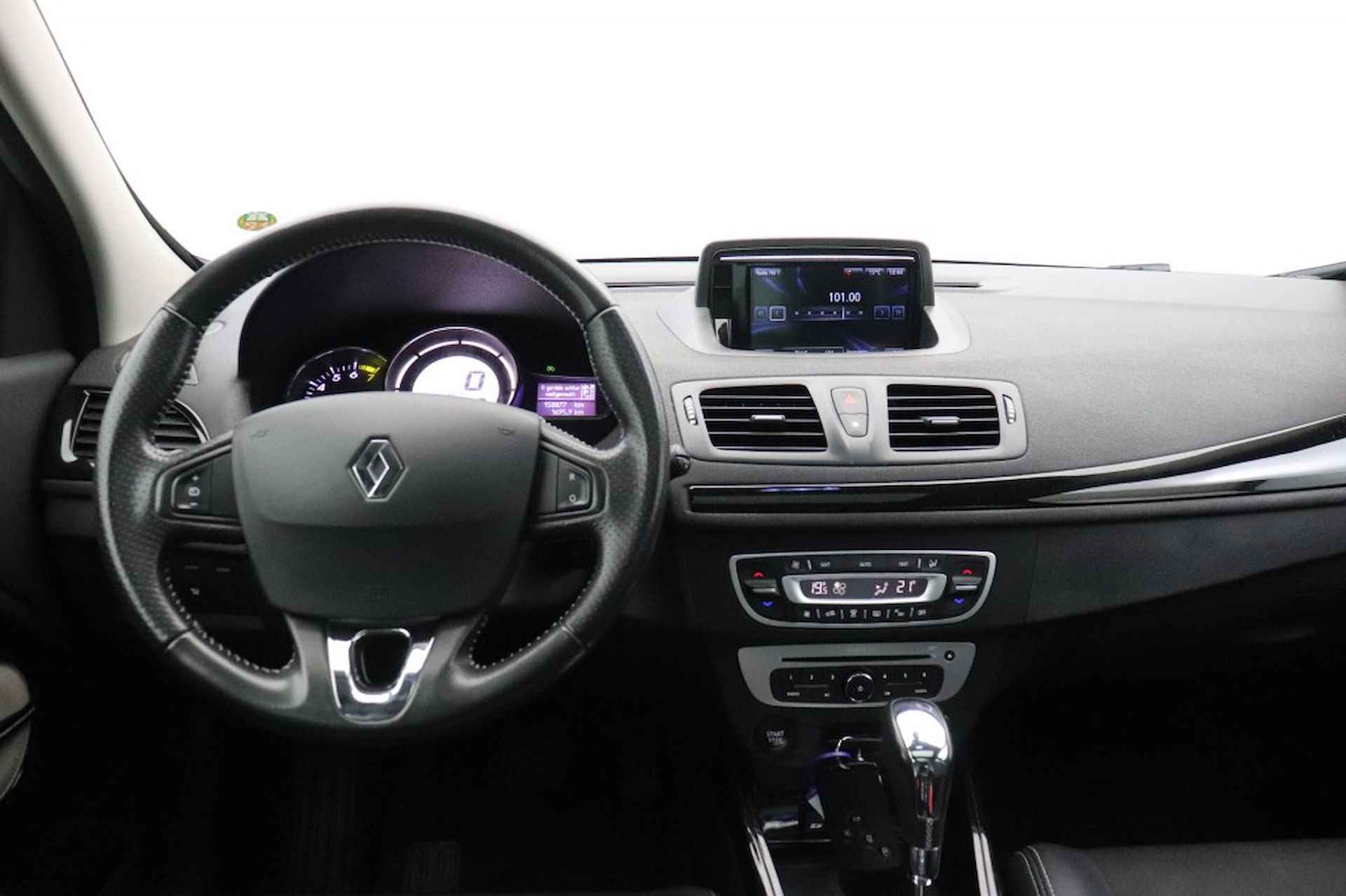 RENAULT Megane 1.2 TCe GT-Line Automaat - Panorama, BOSE, Trekhaak - 4/28