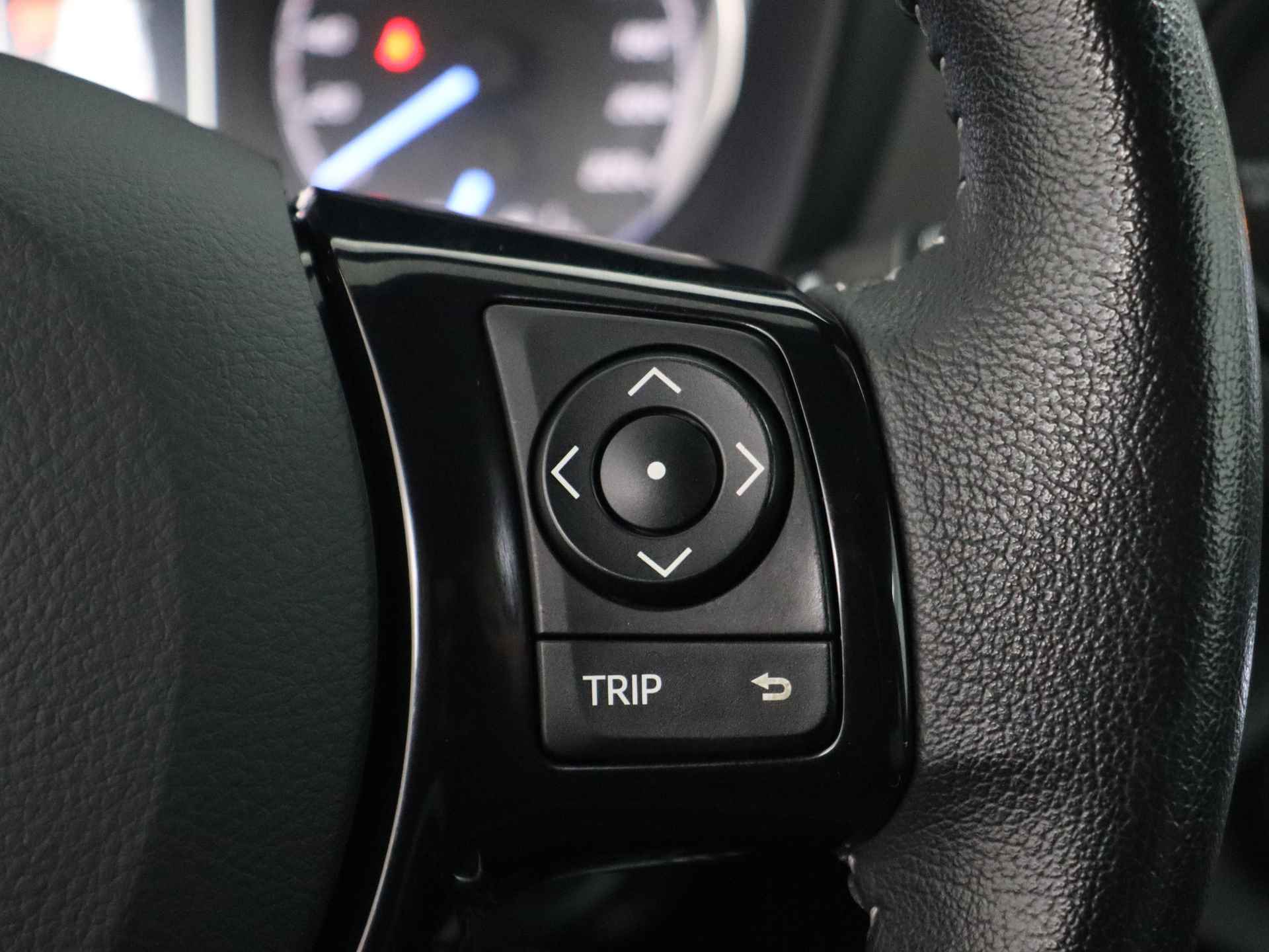 Toyota Yaris 1.5 Hybrid Dynamic | Navigatie | Achteruitrijcamera | Cruise Control | Dealer onderhouden | - 22/43
