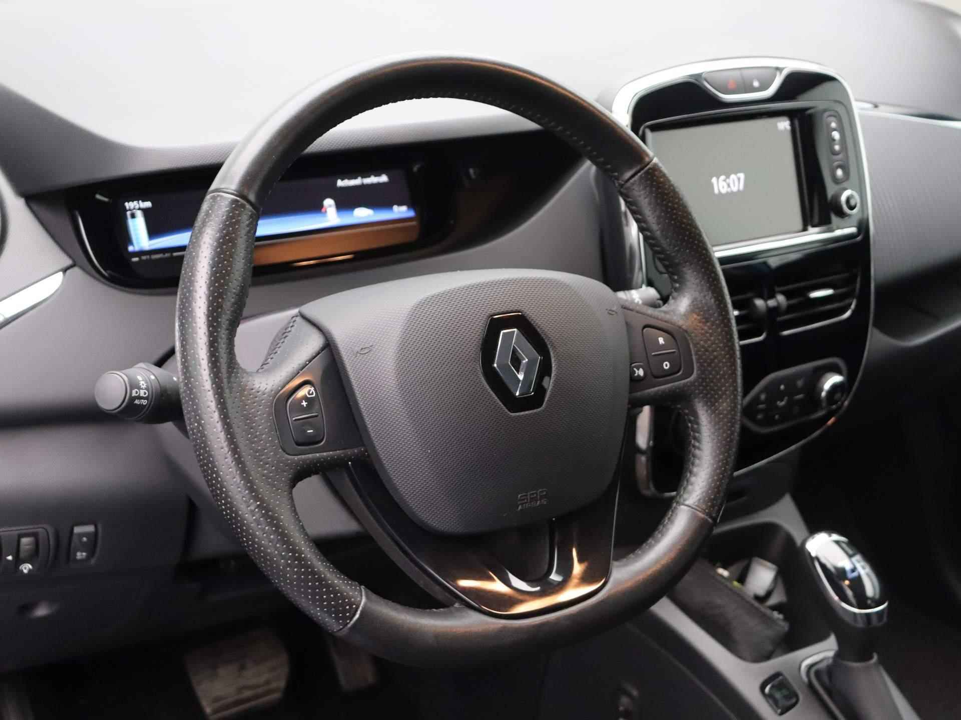 Renault ZOE R110 Limited 41 kWh | ACCU HUUR |Prijs incl. Accu € 14.945,- |Climate control | Parkeersensoren achter | - 14/38