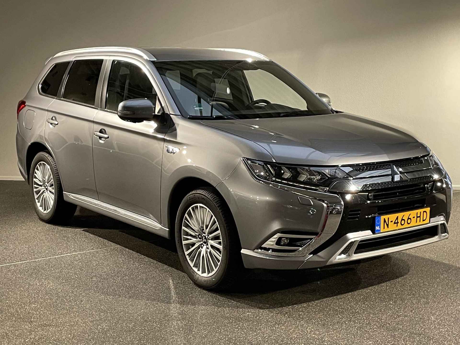 Mitsubishi Outlander 2.4 PHEV Intense+ | Lederen bekleding | Trekhaak | 360 Camera | - 6/34