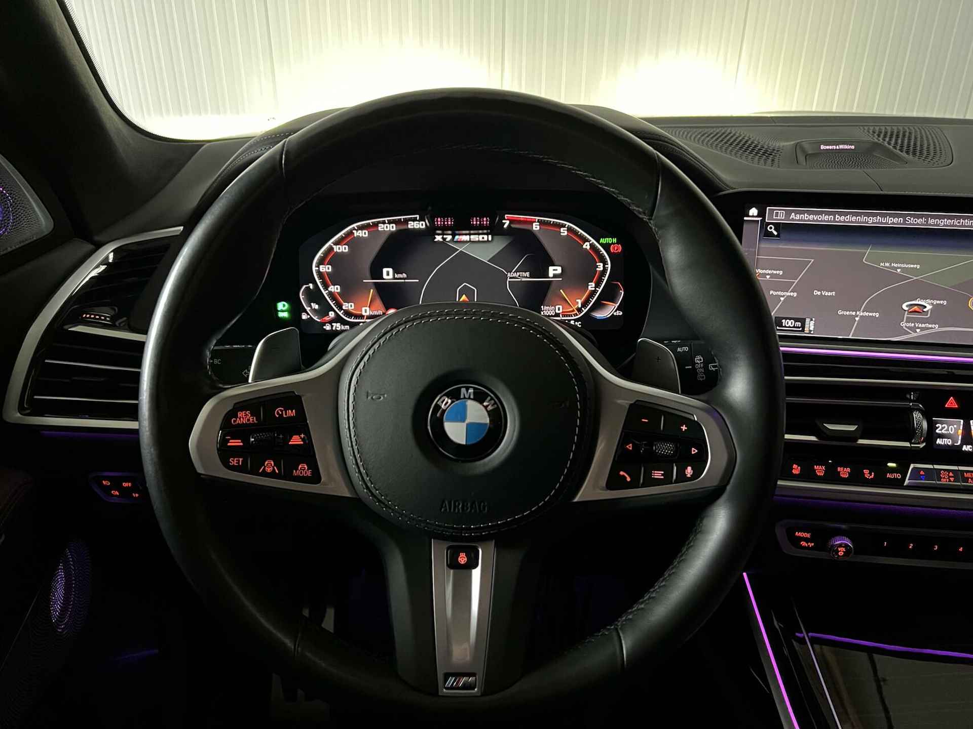 BMW X7 M50i High Executive|7-P|PANO|SKY LOUNGE|B&W|BTW AUTO - 25/72