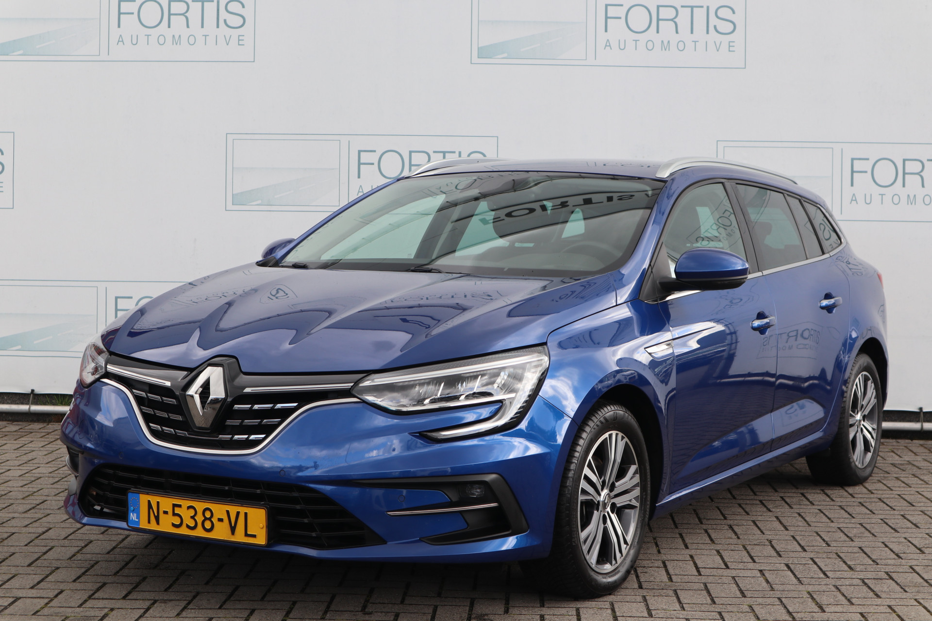 Renault Mégane Estate TCe 140 Intens NL-AUTO | TREKHAAK | CARPLAY | FULL-LED