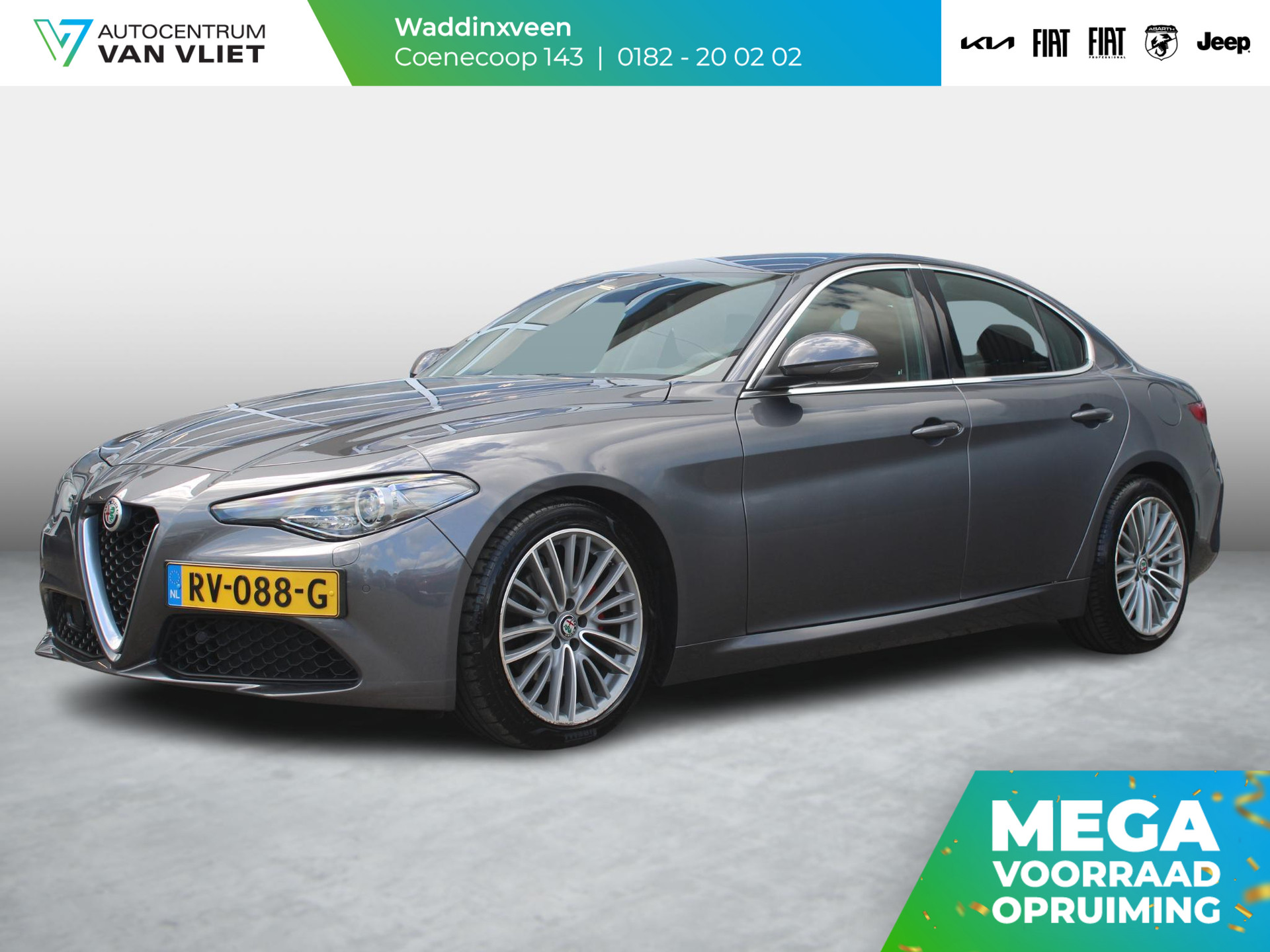 Alfa Romeo Giulia 2.0T Super | Xenon | PDC | Navi | Cruise | Pack Veloce Interieur | Stoel -/ Stuurverwarming | Trekhaak