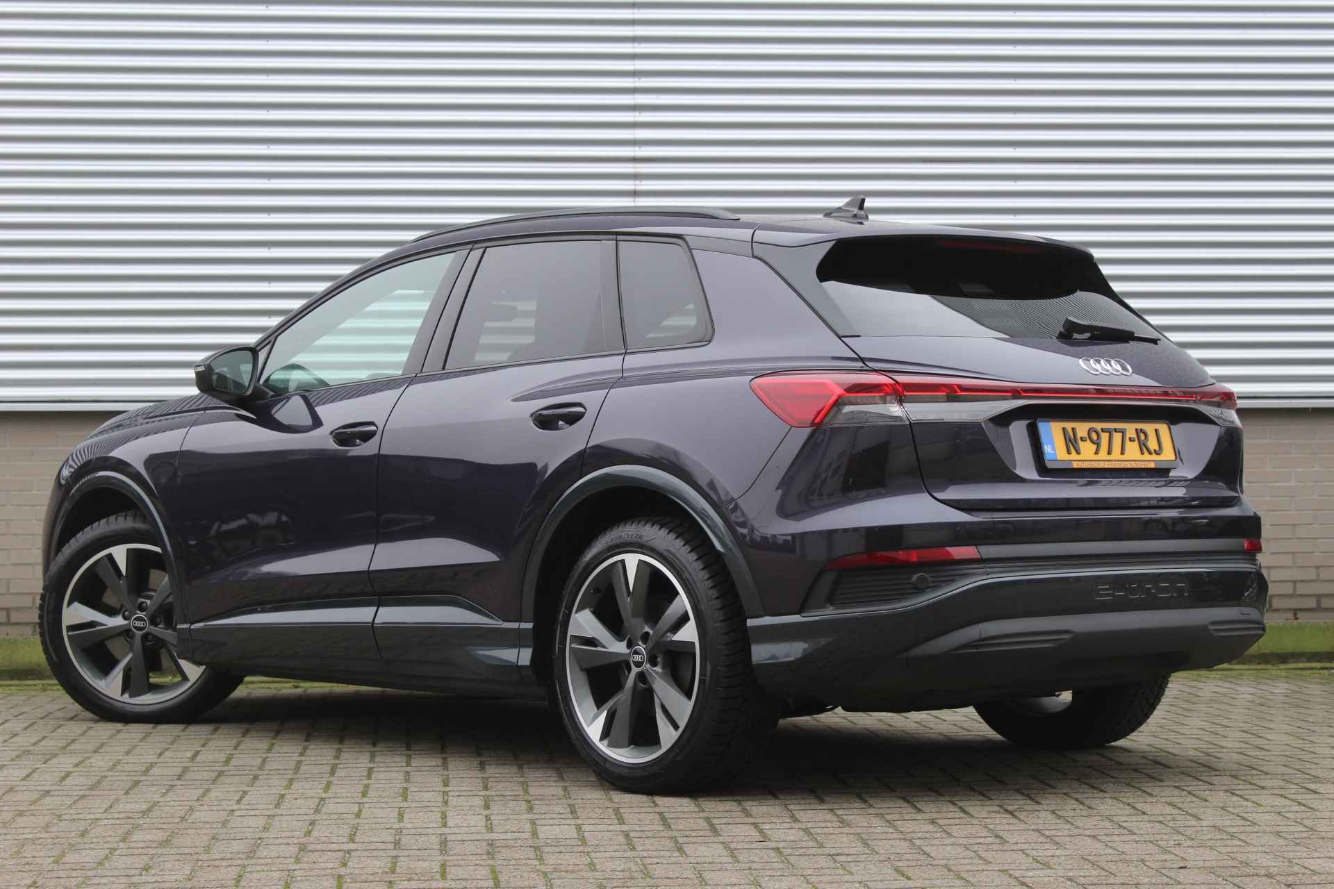 Audi Q4 e-tron 40 Launch edition Advanced Plus 77 kWh | Origin NL | Camera | Navigatie | Adaptieve Cruise - 3/47