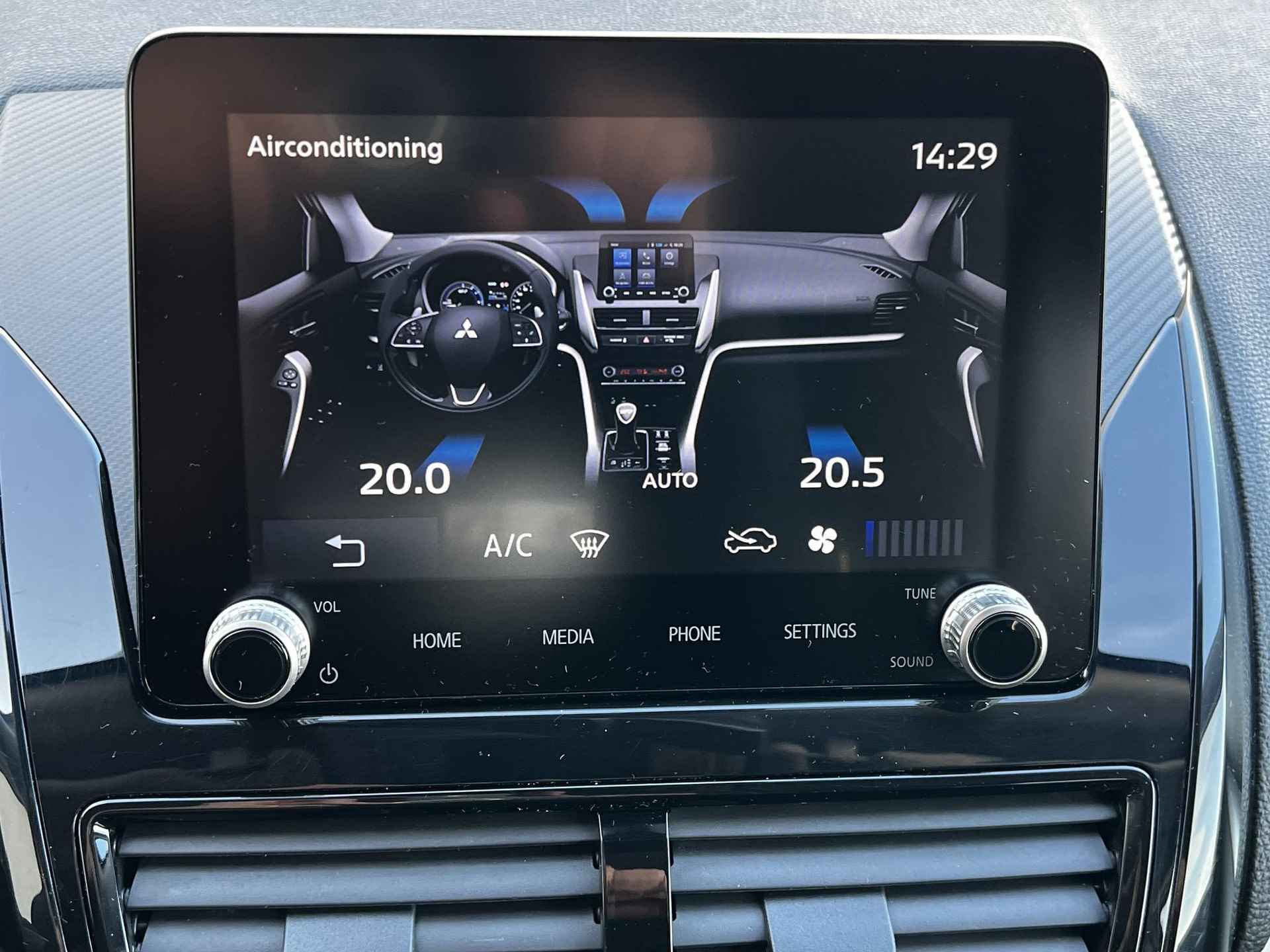 Mitsubishi Eclipse Cross 2.4 PHEV Intens S-AWC 4WD Automaat / EAER bereik 45 km / EAER bereik stad 55 km / 1.500 kg Trekgewicht / Navigatie via Apple Carplay of Android Auto / Achteruitrijcamera / - 37/48