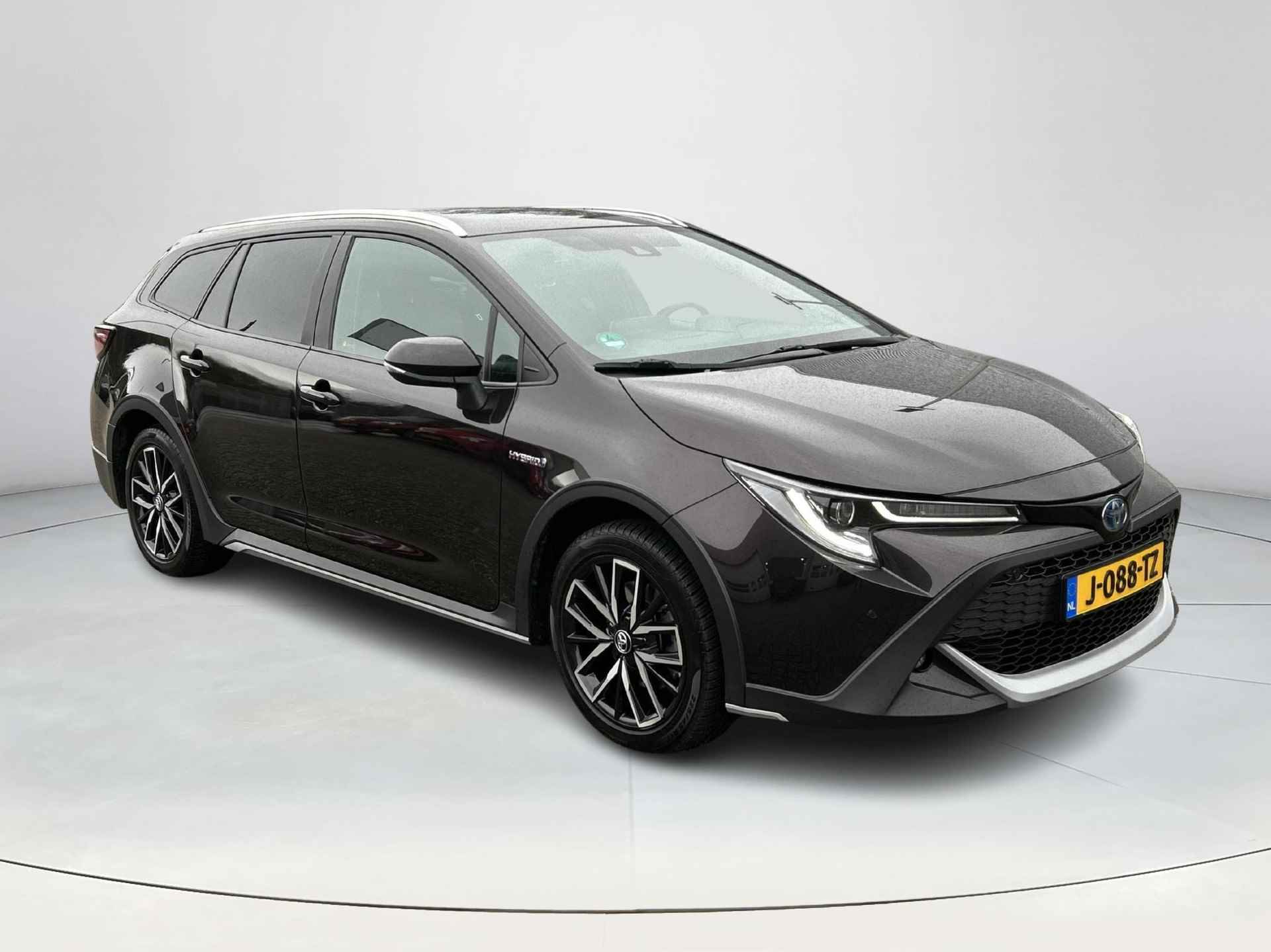 Toyota Corolla Touring Sports 2.0 High Power Hybrid TREK - 8/30