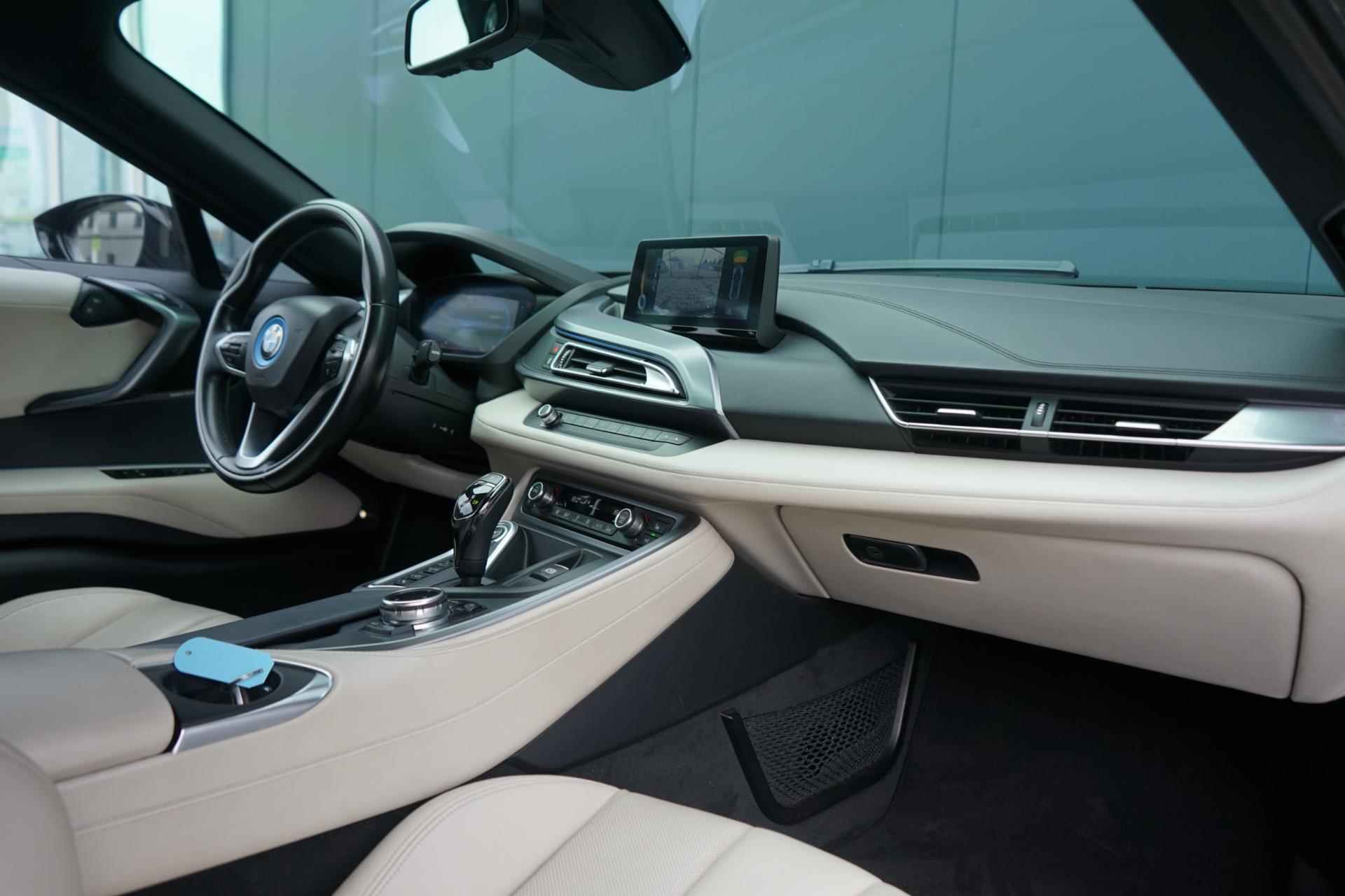 BMW I8 1.5 First Edition org. NL dealer onderhoud! - 15/35