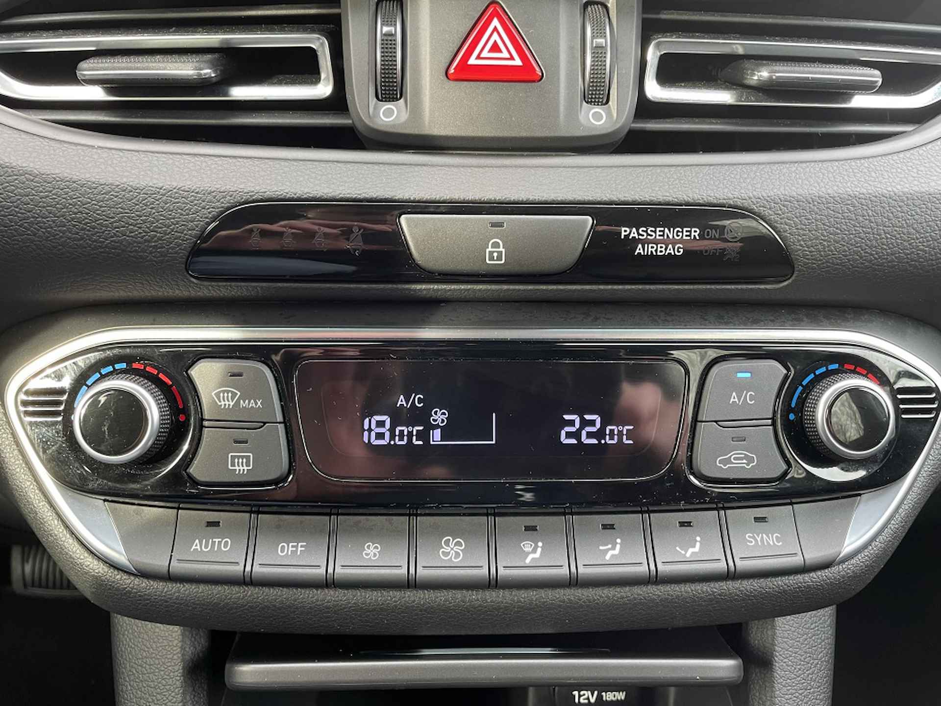 Hyundai i30 Wagon 1.0 T-GDi MHEV Comfort | Automaat | Stuur/Stoelverwarming | Appl - 19/34