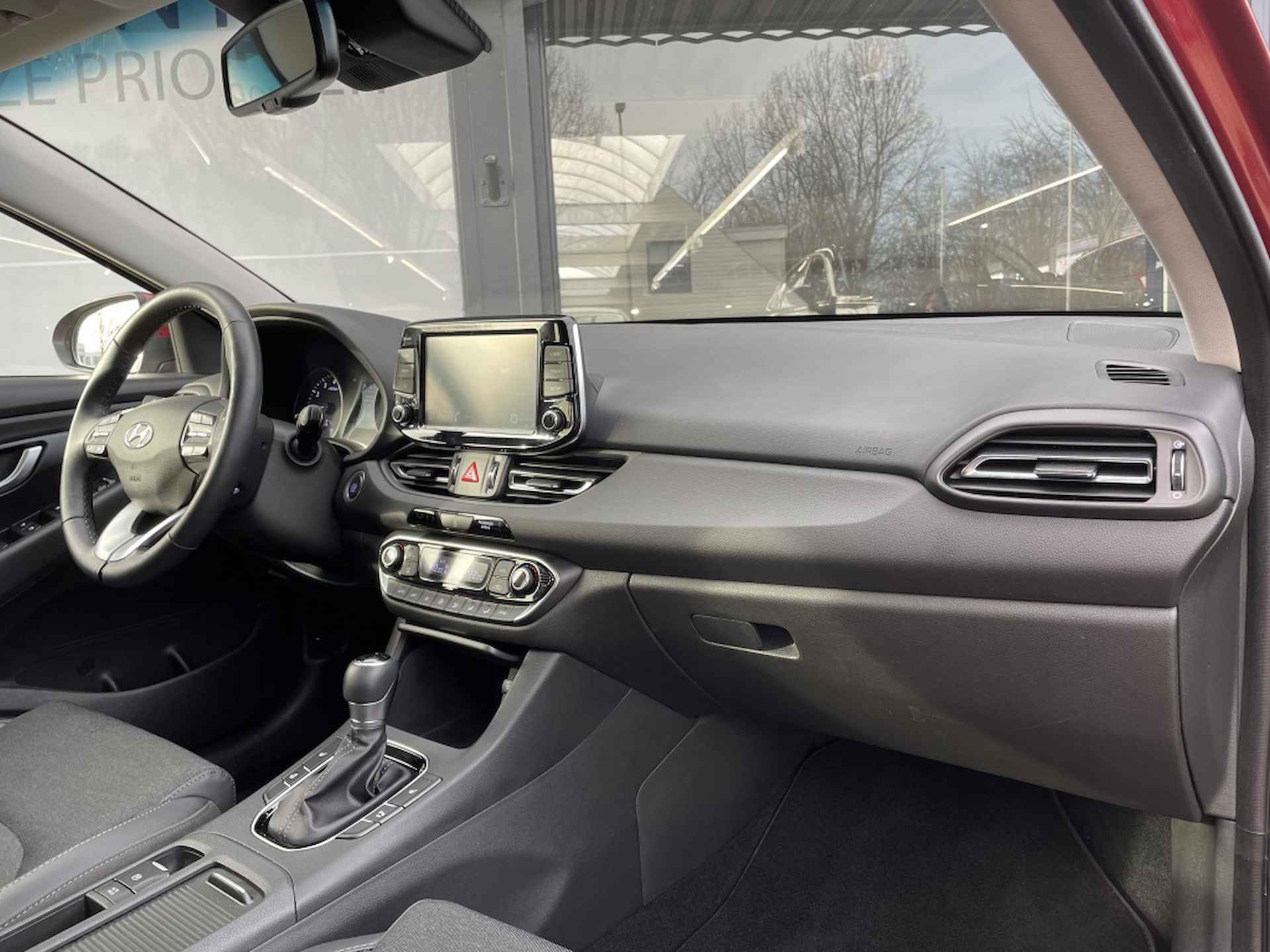Hyundai i30 Wagon 1.0 T-GDi MHEV Comfort | Automaat | Stuur/Stoelverwarming | Appl - 29/34