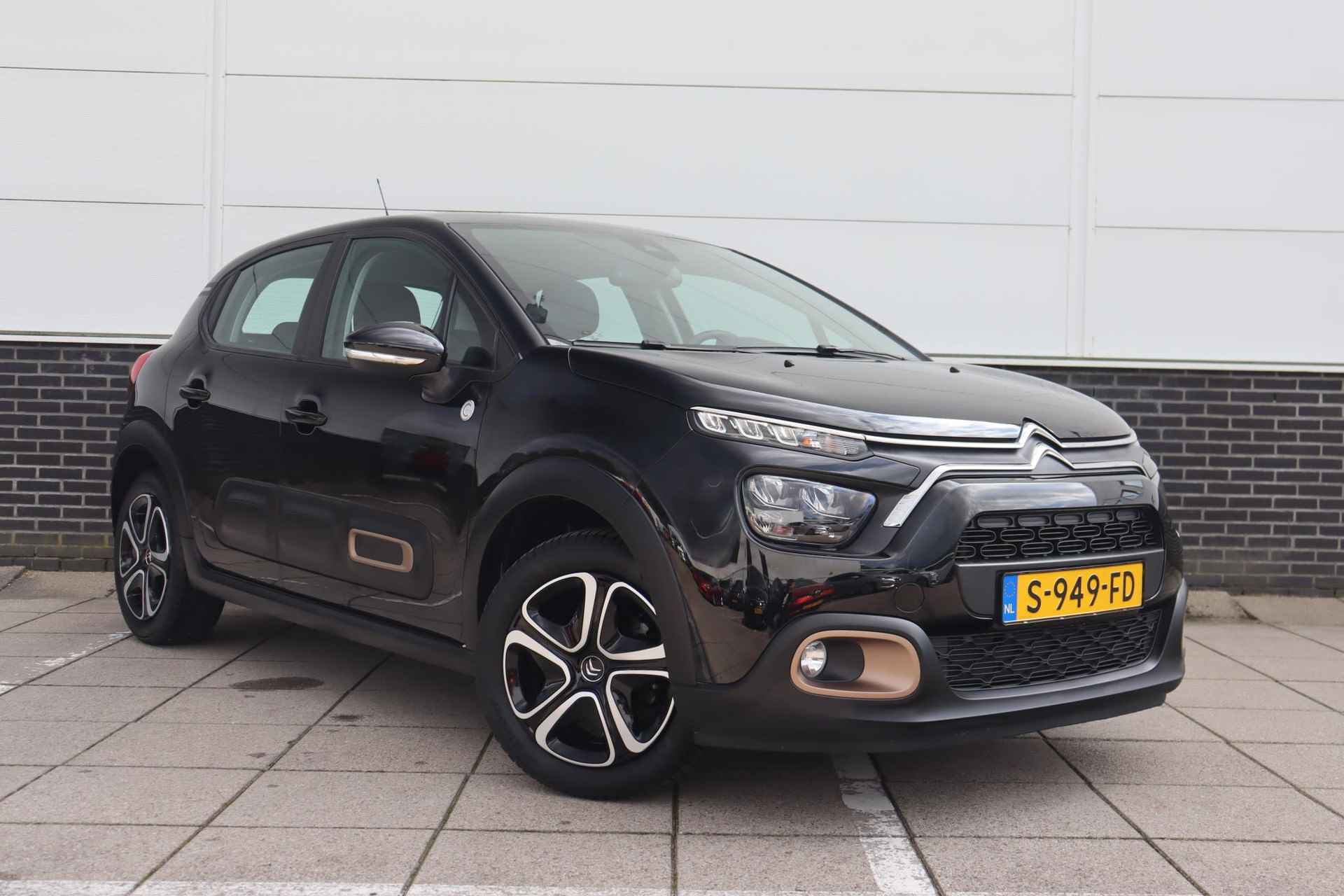 Citroen C3 1.2 PureTech C-Series *Stoel verwarming * Apple Carplay * LED - 3/43