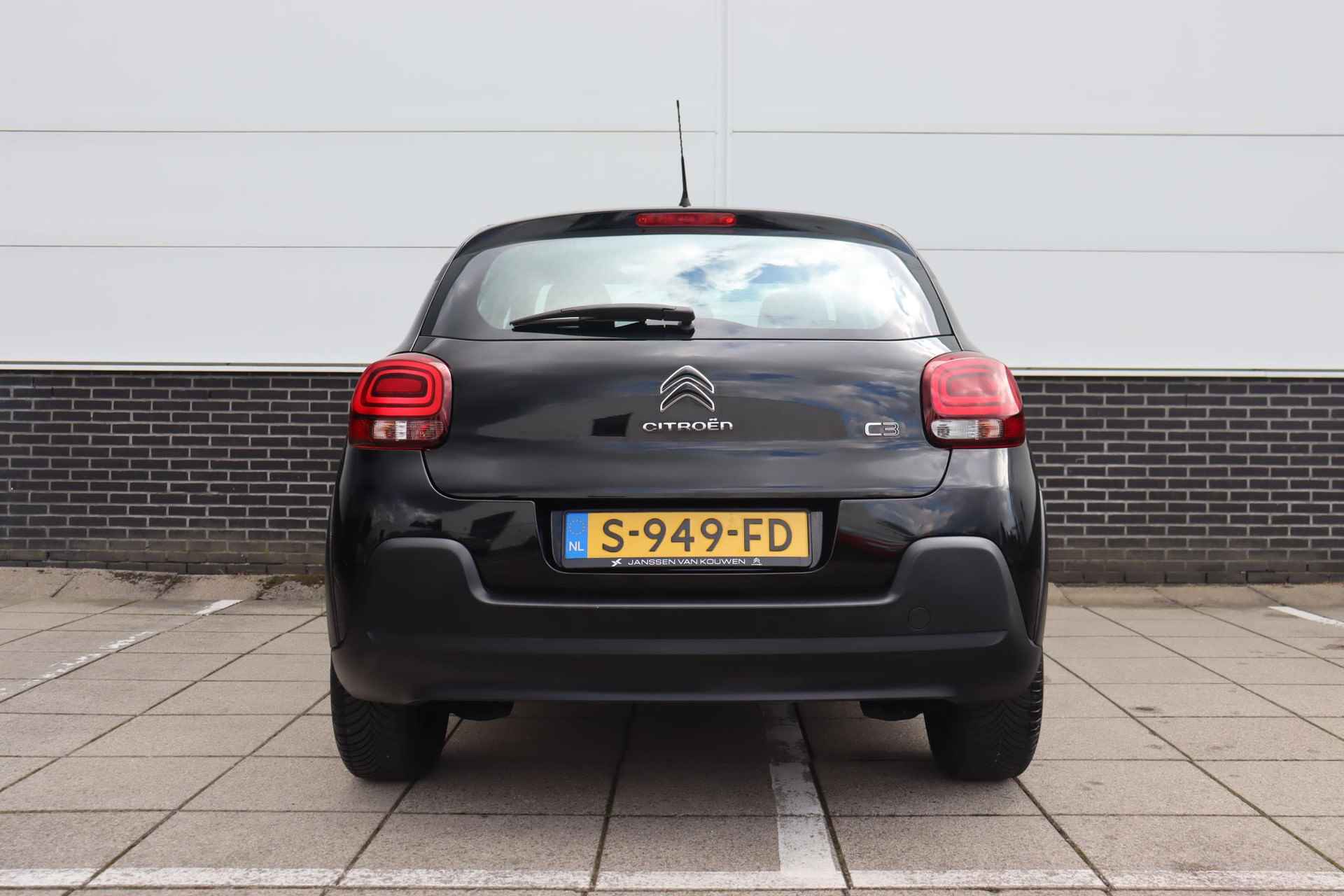 Citroen C3 1.2 PureTech C-Series *Stoel verwarming * Apple Carplay * LED - 5/43