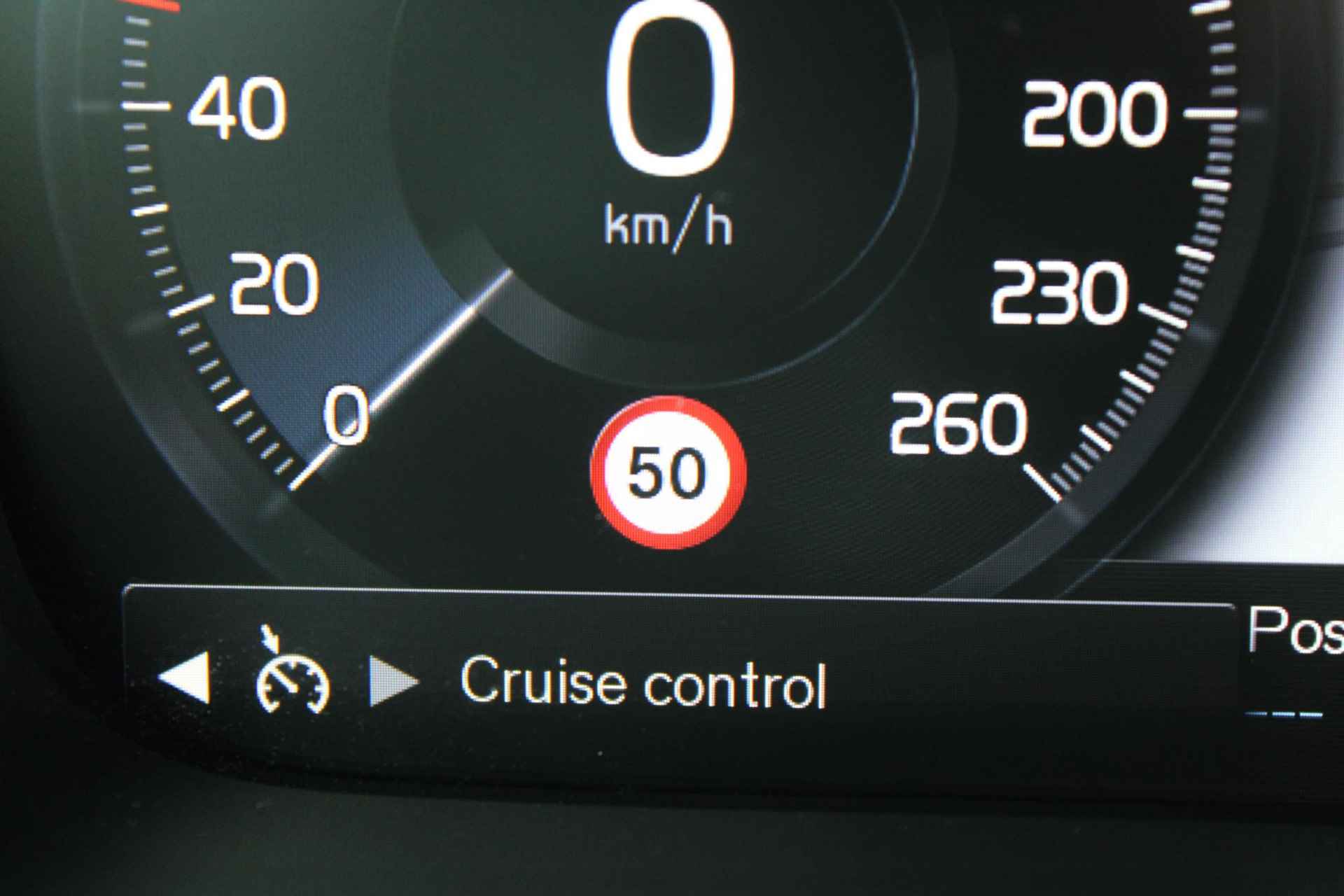 Volvo XC40 T2 129PK AUT8 Momentum Core Navigatiesysteem, Semi Elektr. Trekhaak, Bluetooth Telefonie & Audio, Cruise Control, Climate Control, LED Koplampen, - 18/32