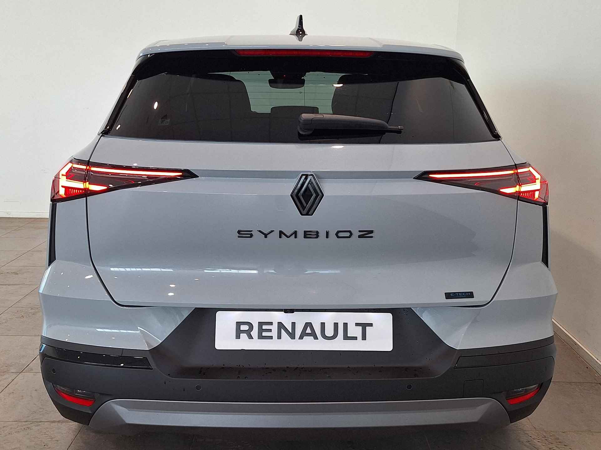 Renault Symbioz 1.6 E-Tech hybrid 145 esprit Alpine |  VOORRAADVOORDEEL nu inclusief registratie premie 3.000,- korting  |   Solarbay Elektrochromatisch Panorama Dak  |  Harman Kardon Premium Audio  |  Pack Premium  | Quantum Logic Surround system - 7/36