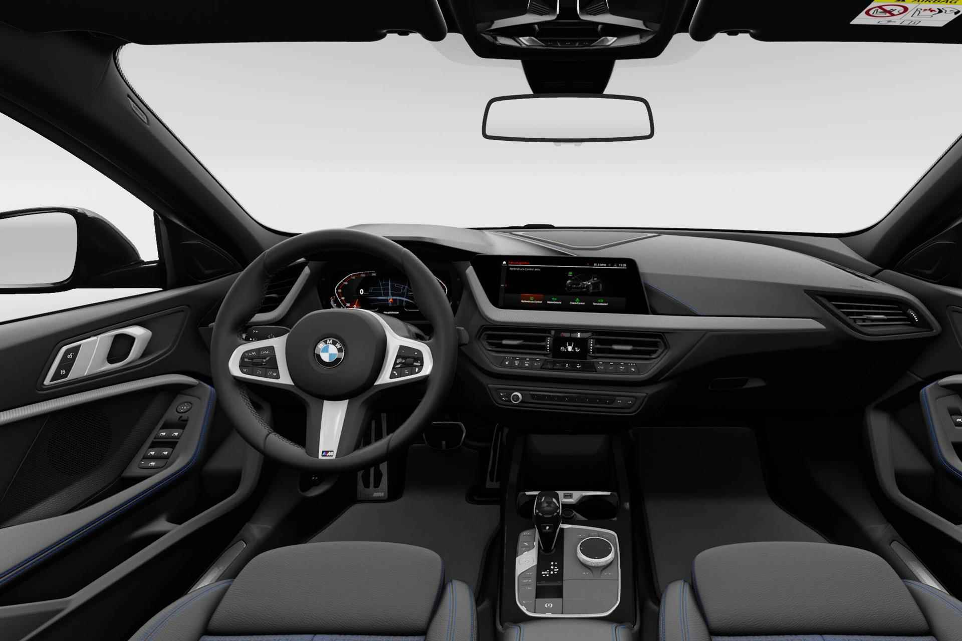 BMW 1 Serie 118i | M Sportpakket Pro | Parking Assistant - 11/19