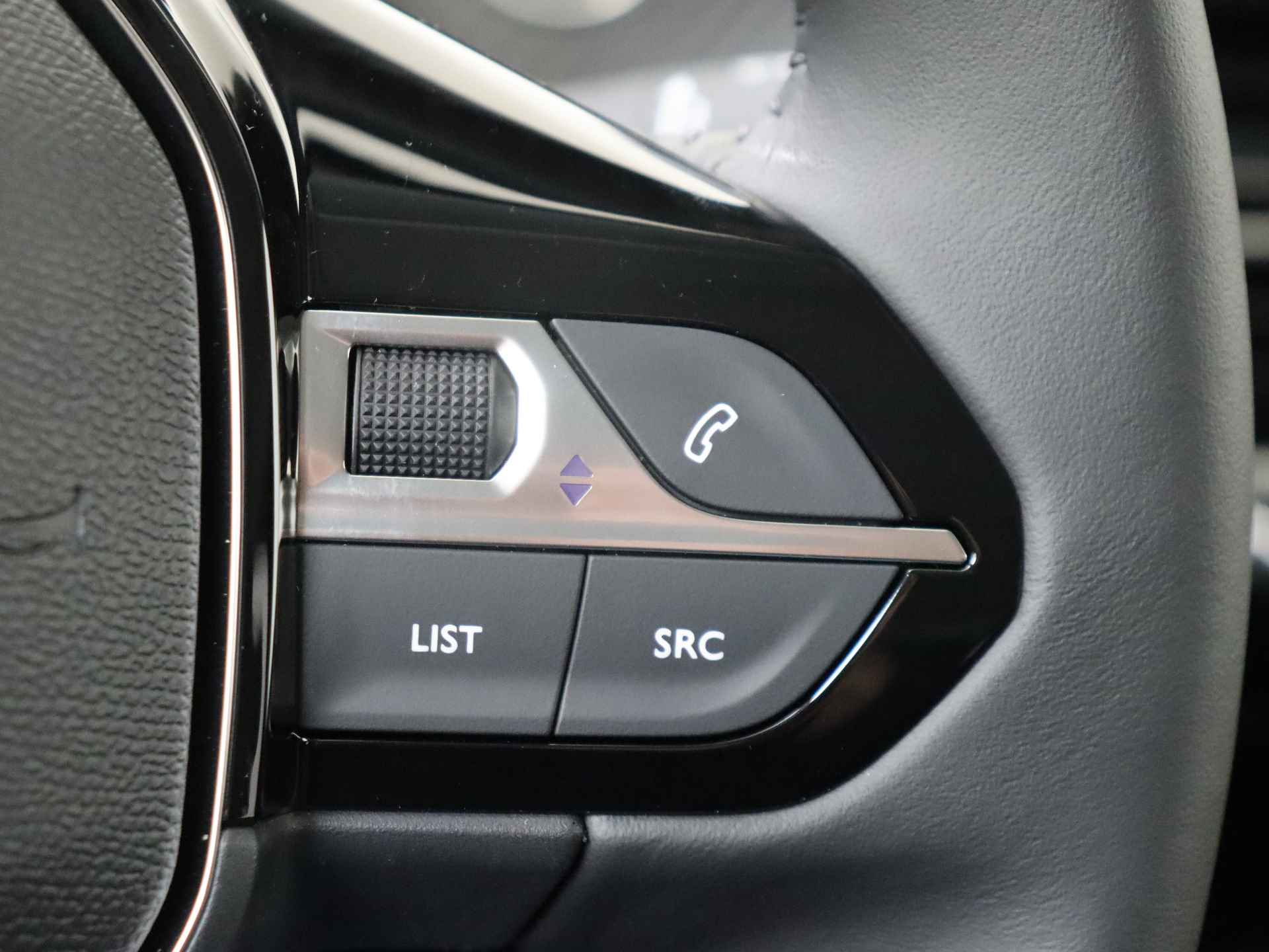Peugeot e-208 EV Style 50 kWh | Navigatie en Carplay | Airco | Stoelverwarming | Cruise Control | Demo | - 23/45