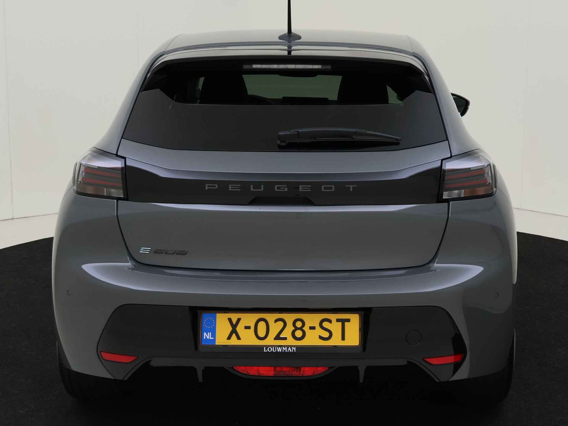 Peugeot e-208 EV Style 50 kWh | Navigatie en Carplay | Airco | Stoelverwarming | Cruise Control | Demo | - 30/45