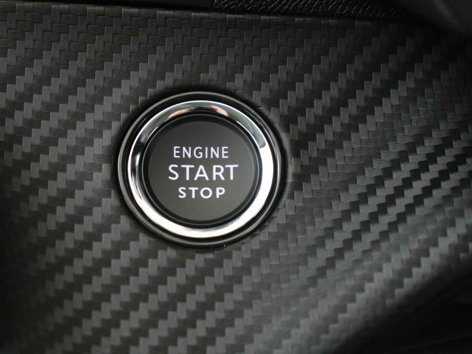 Peugeot e-208 EV Style 50 kWh | Navigatie en Carplay | Airco | Stoelverwarming | Cruise Control | Demo | - 35/45