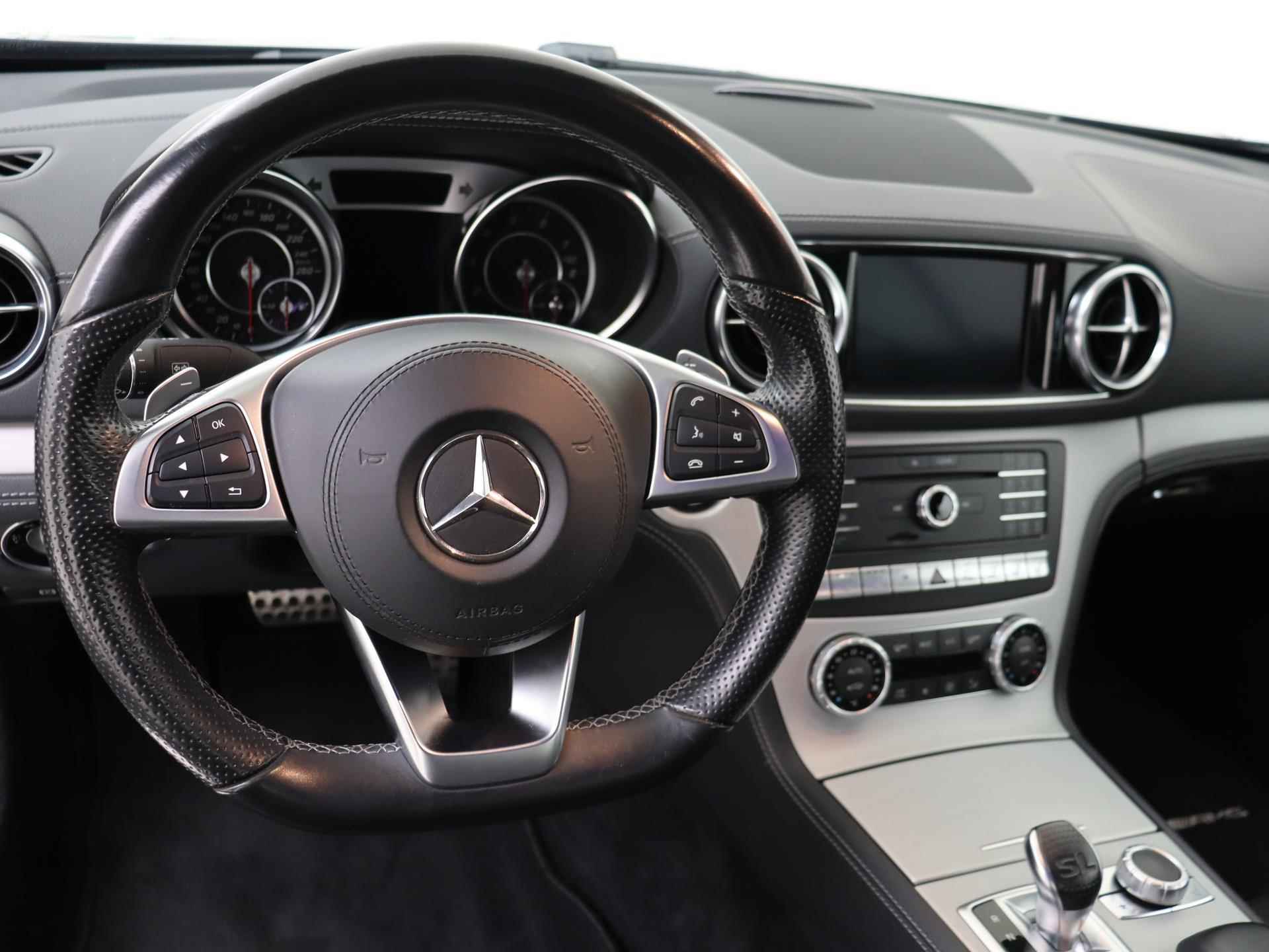 Mercedes-Benz SL-klasse 400 AMG Line / MAGIC VISION / Harman Kardon / AIRSCARF / Rijassistentiepakket / - 3/34