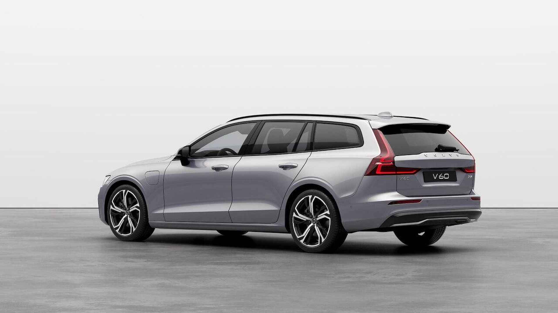 Volvo V60 2.0 T6 Recharge AWD Ultra Dark | Visual Park Assist 360° Camera | Head-Up Display | 19" Lichtmetalen Wielen | Schuif/Kantel Panoramadak | Nappa Leder Contourstoelen | Harman Kardon Premium Audio | - 6/19