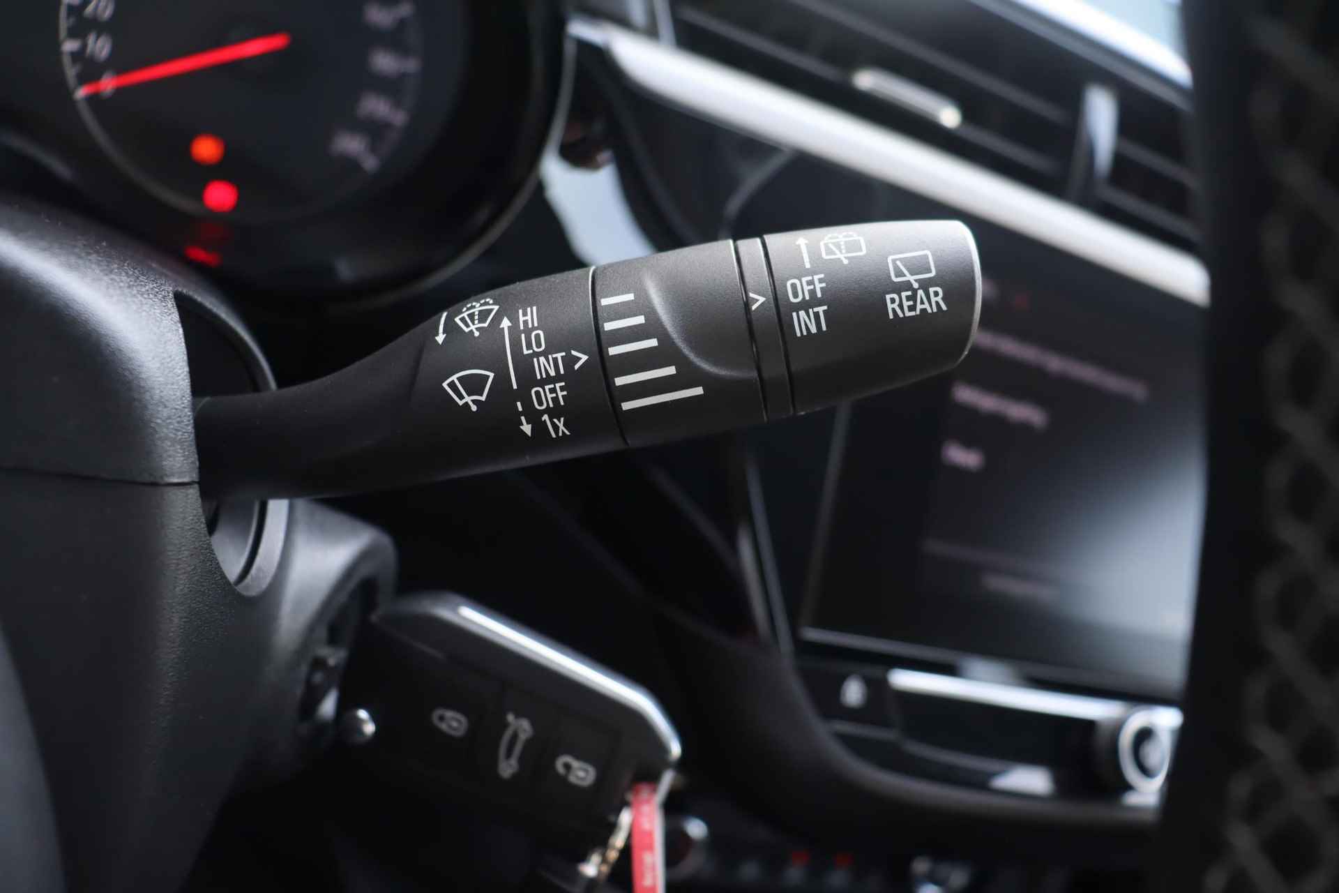 Opel Corsa 1.2T 100PK Edition Stoel-Stuurverwarming Parkeersensoren Lichtmetalen Velgen Apple CarPlay - 24/44