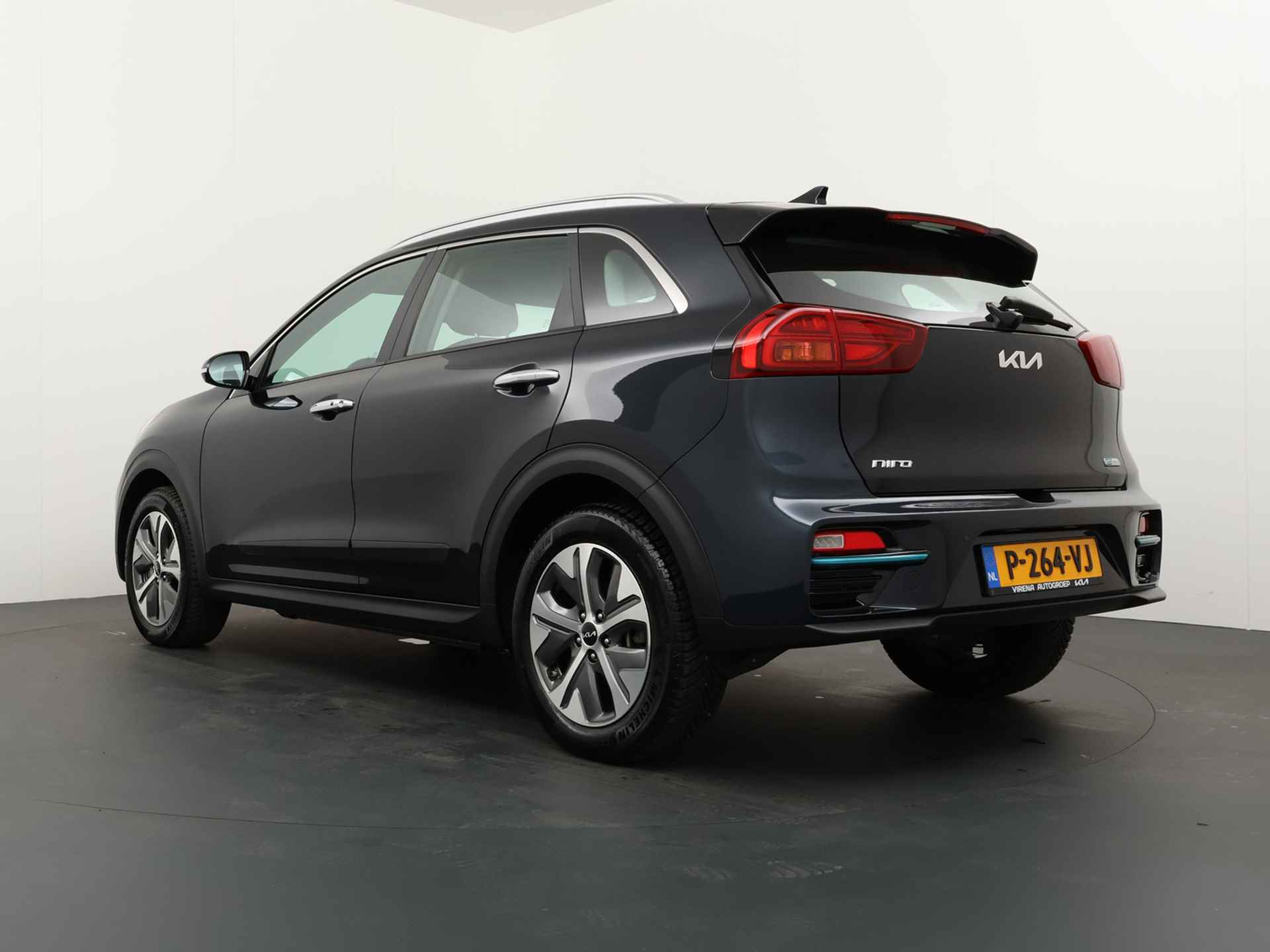 Kia e-Niro DynamicLine 64 kWh. - Apple CarPlay/Android Auto - Achteruitrijcamera - Adaptieve Cruise Control - Navigatie - Fabrieksgarantie tot 06-2029 - 6/51