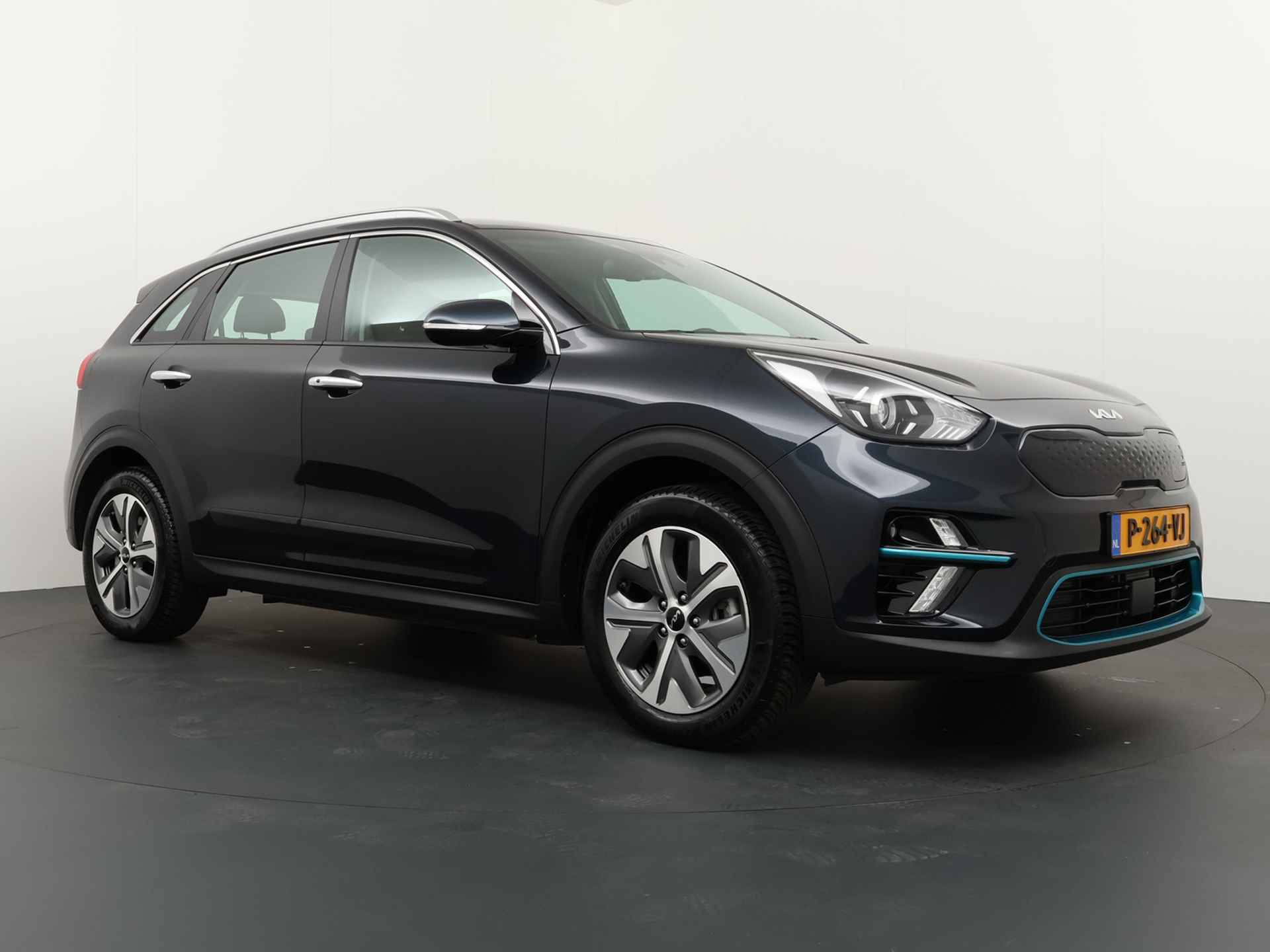 Kia e-Niro DynamicLine 64 kWh. - Apple CarPlay/Android Auto - Achteruitrijcamera - Adaptieve Cruise Control - Navigatie - Fabrieksgarantie tot 06-2029 - 11/51